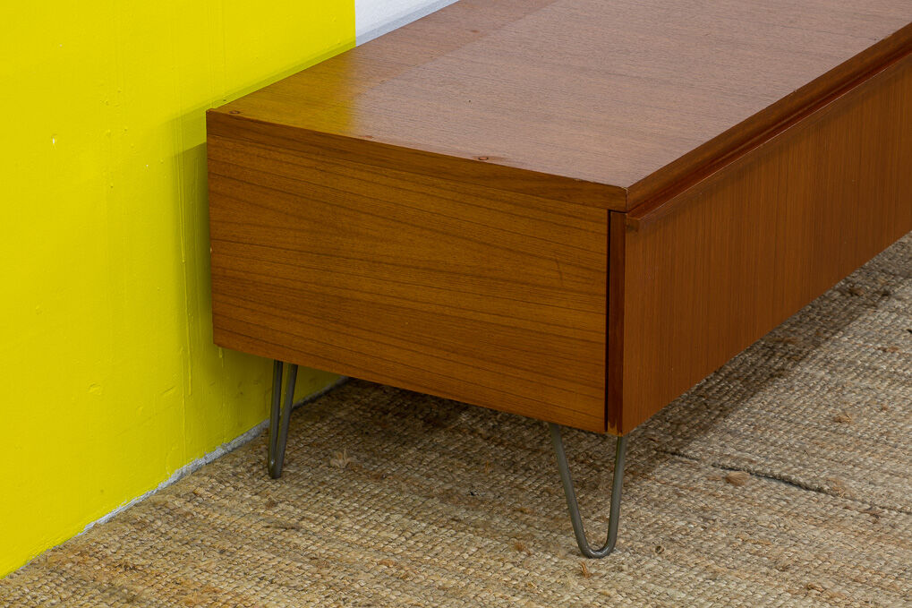 Vintage scandinavian row – 127.5 cm