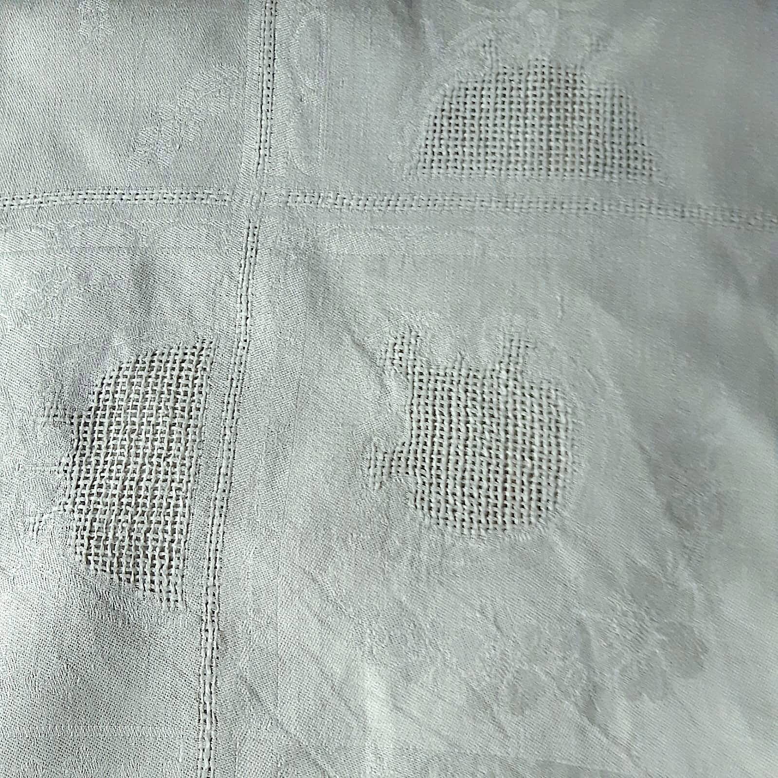 square damask tablecloth 145 x 145 cm almond green