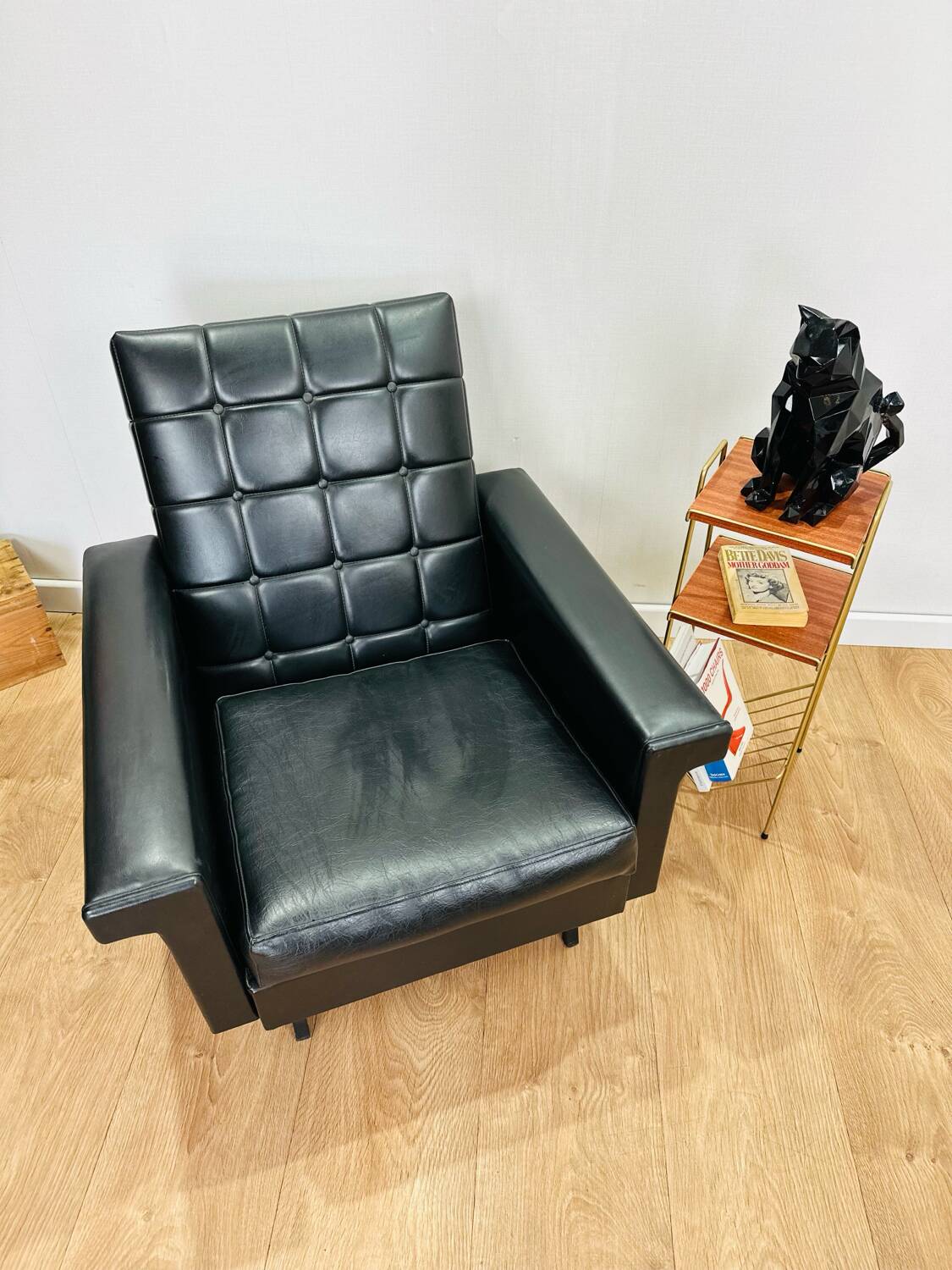 Black skaï armchair