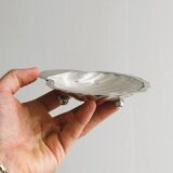 Shell-shaped jewelry holder or butter dish