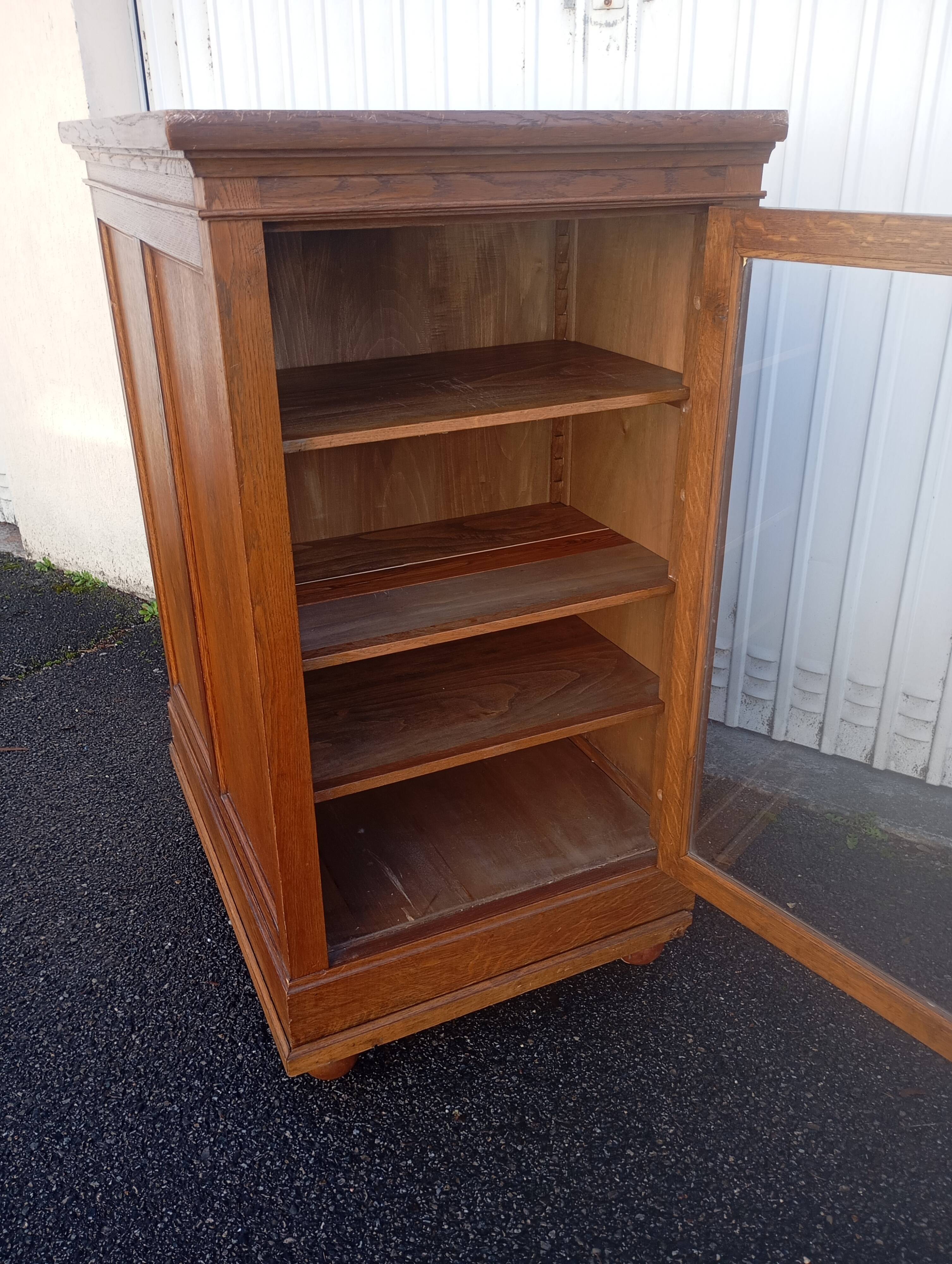 Meuble vitrine