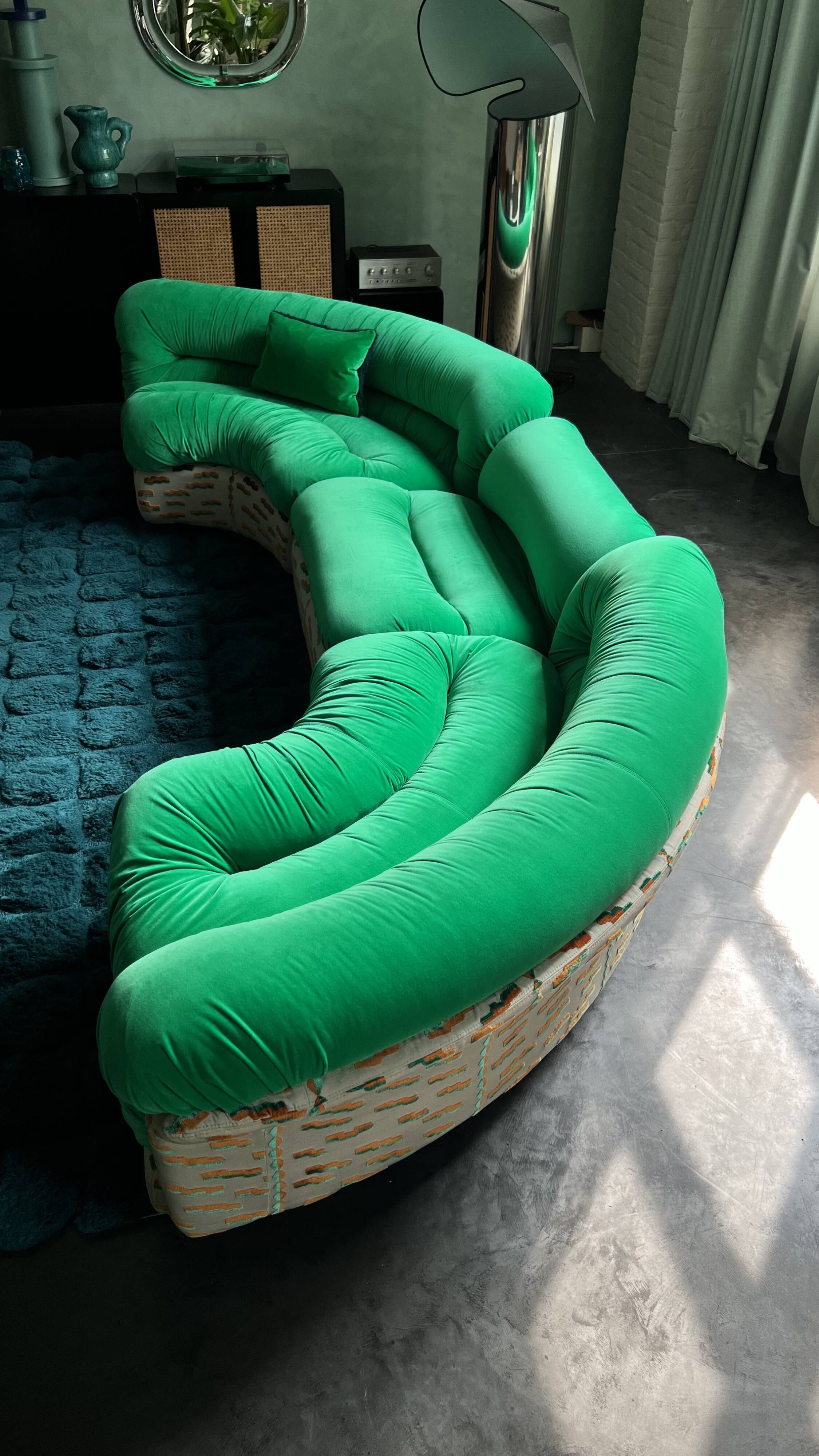 Rossi Di Albizzate Grandangolo sofa from the 1970s