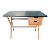 Vintage desk from the 60s-70s, light oak, in superb condition.