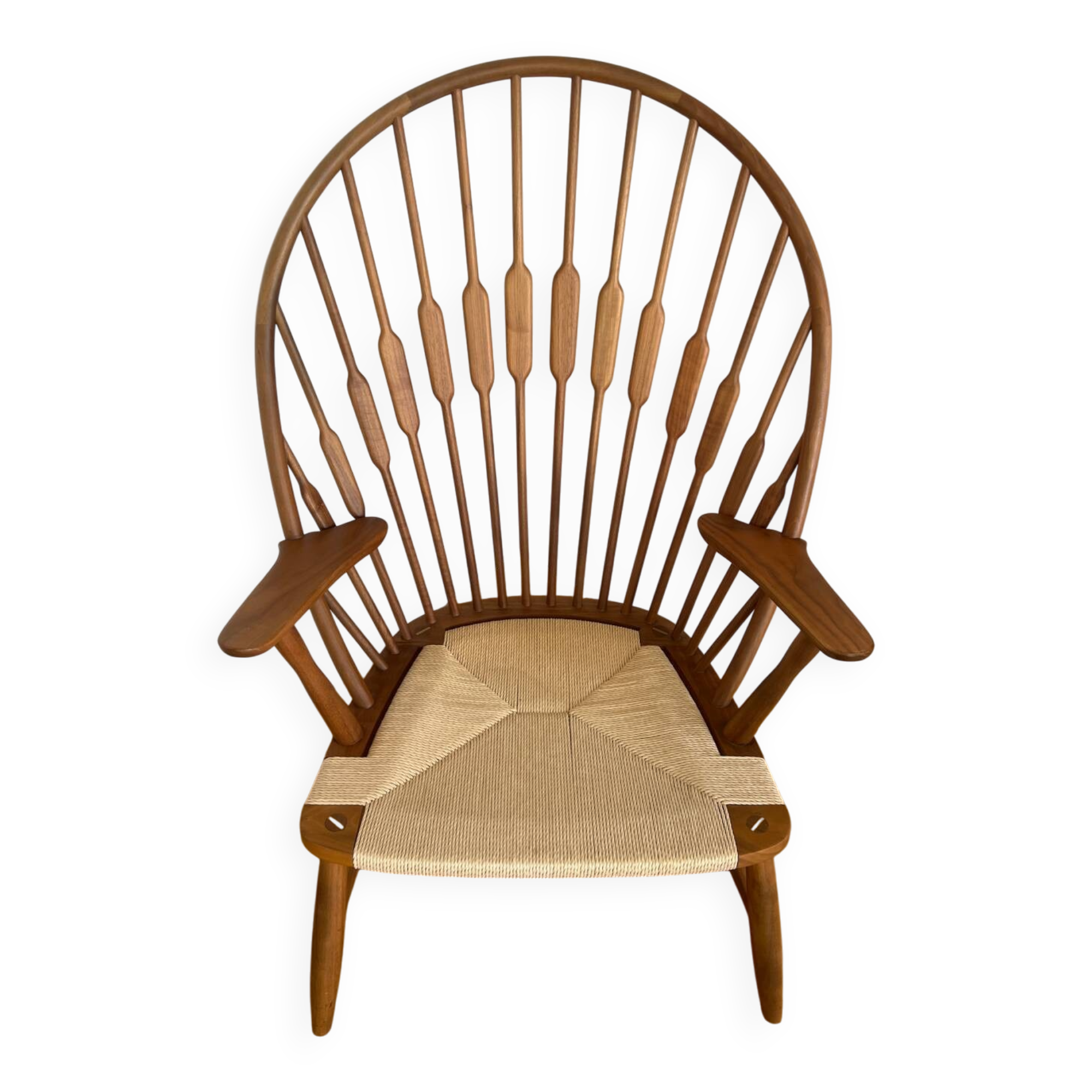 Fauteuil Windsor Peacock – bois massif – assise corde – style Wegner