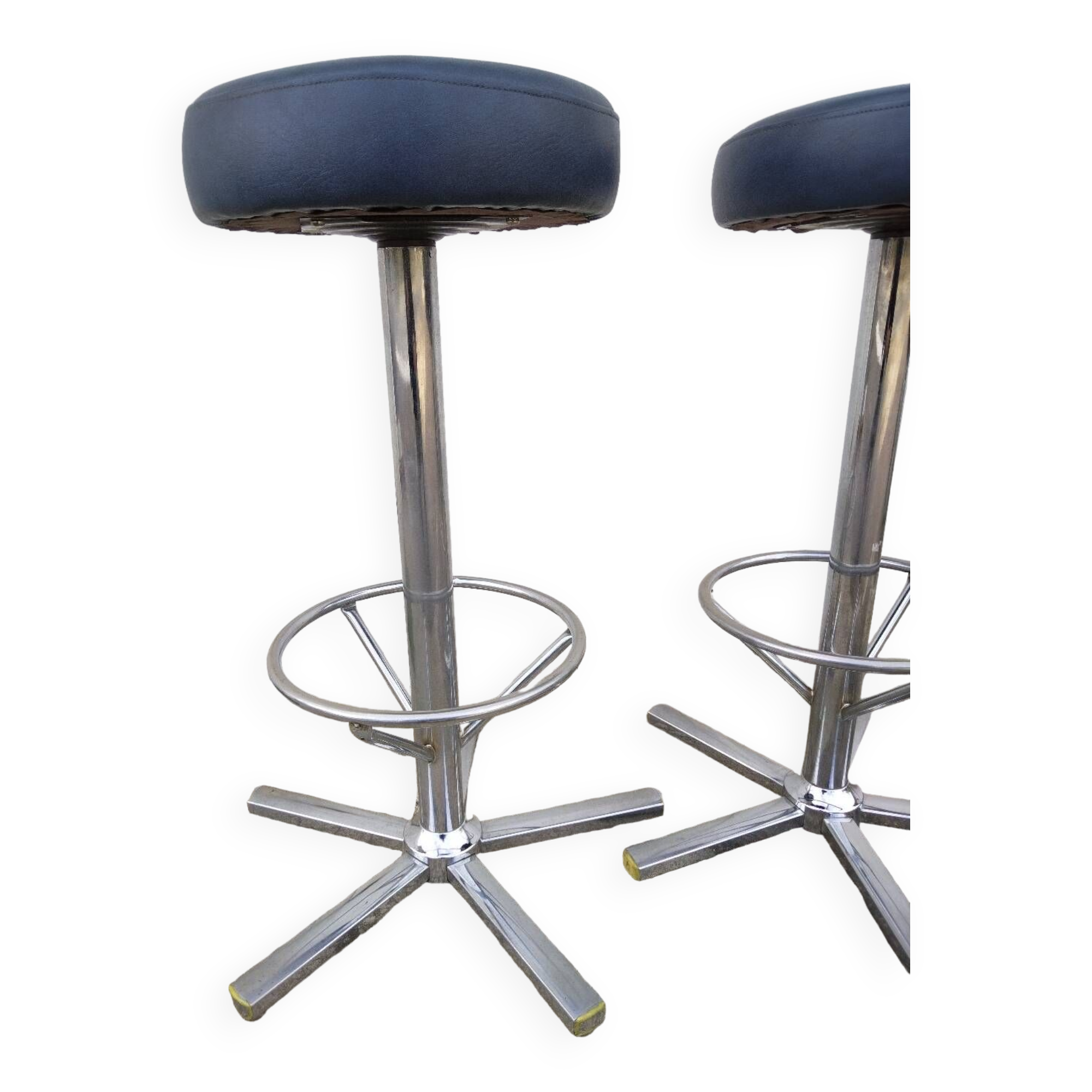 Bar stool design