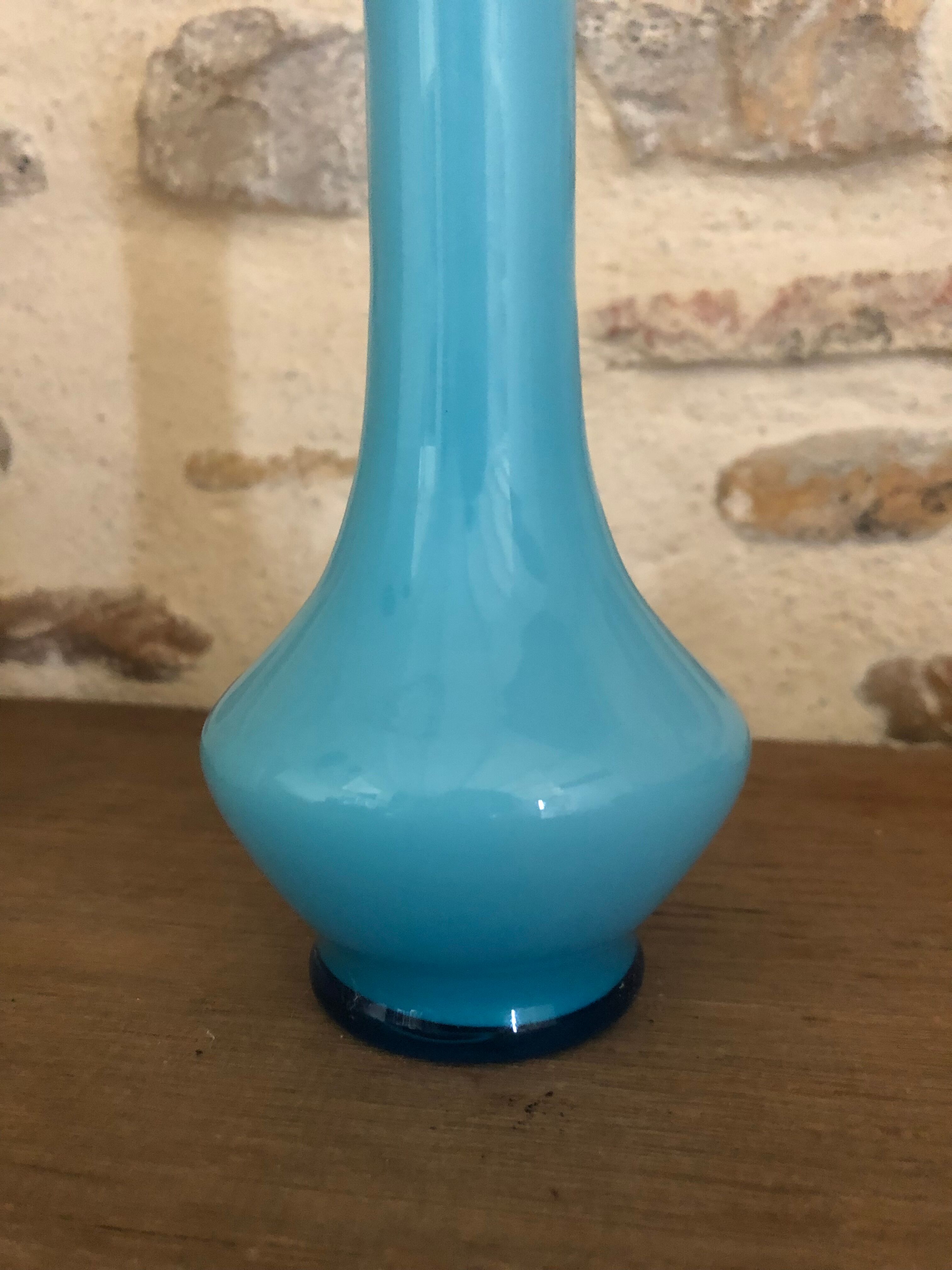 Soliflore in blue opaline