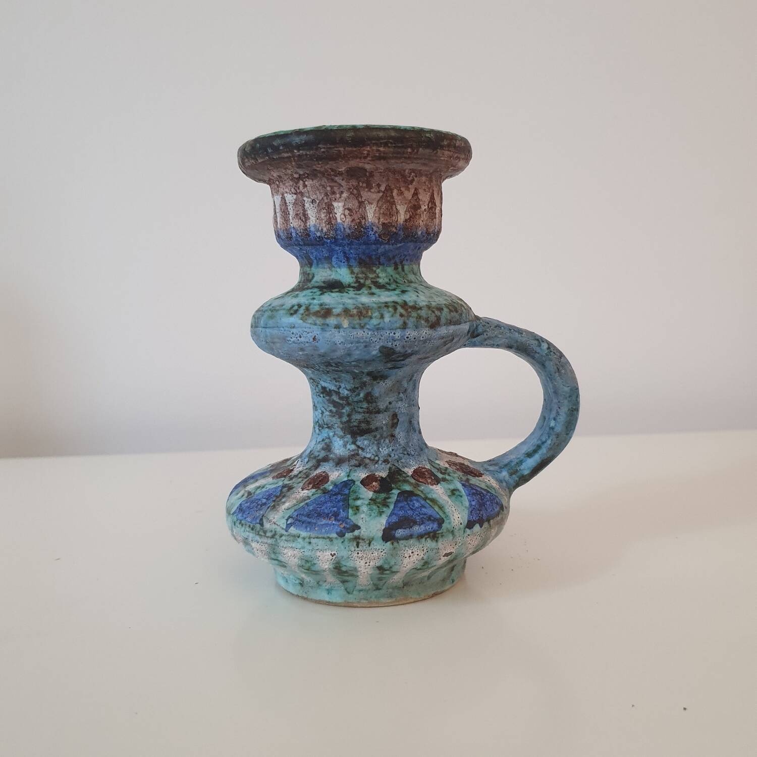 Ceramic candle holder