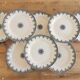 Service de 8 assiettes vintage en Terre de Fer