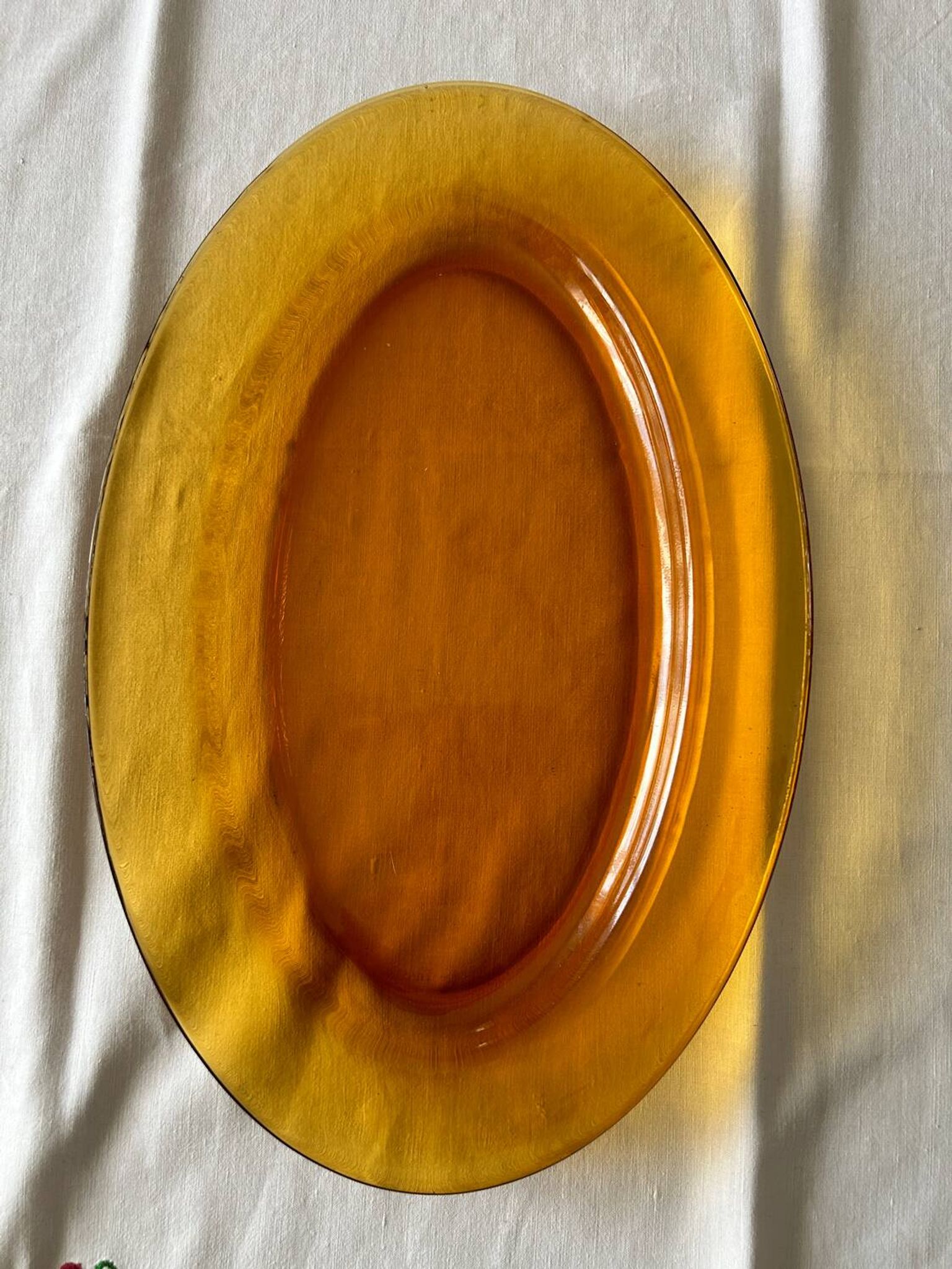Plat de service ambre Duralex Made in France