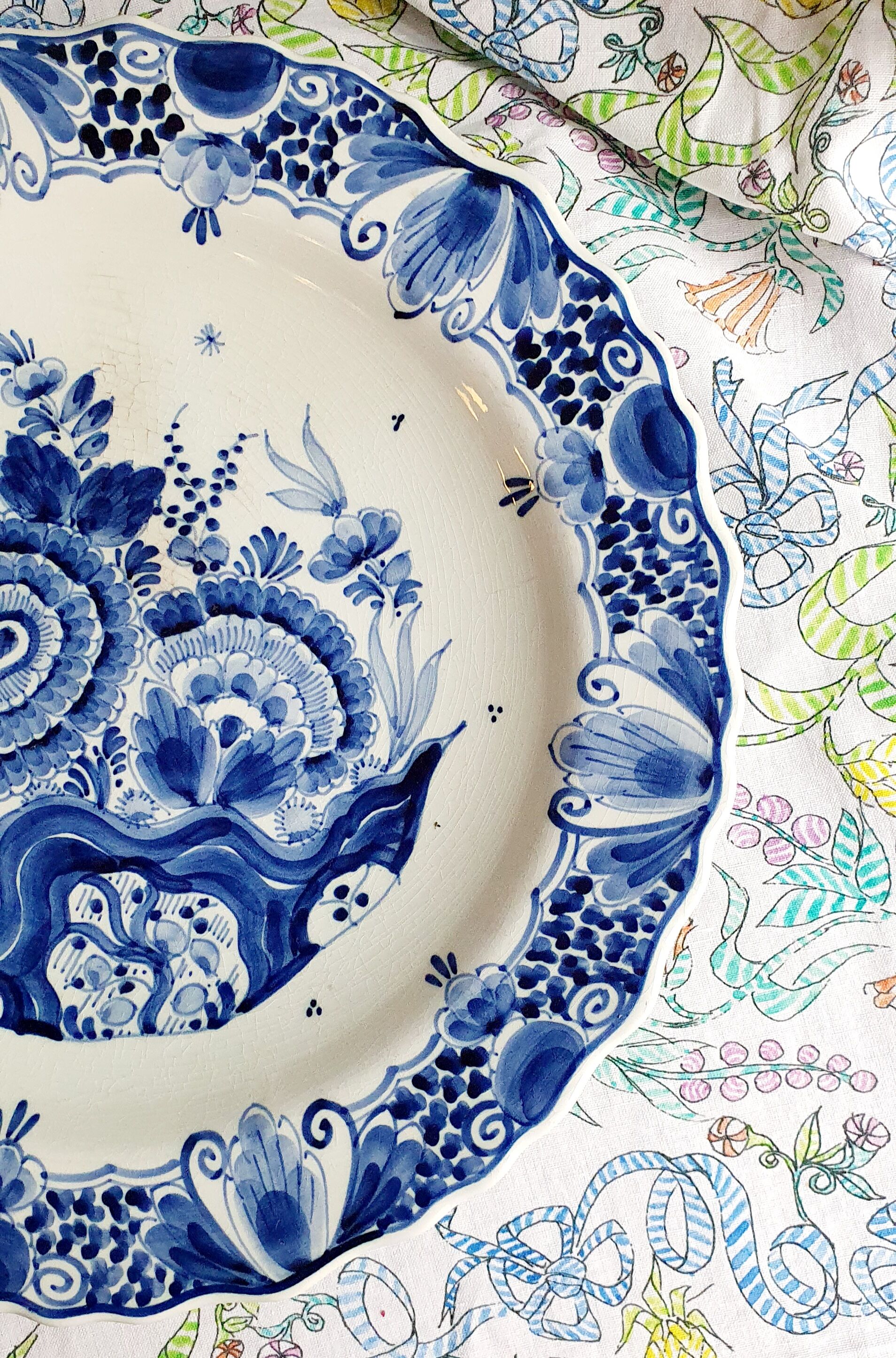 Large hand-painted Royal Delft Blue Holland dish