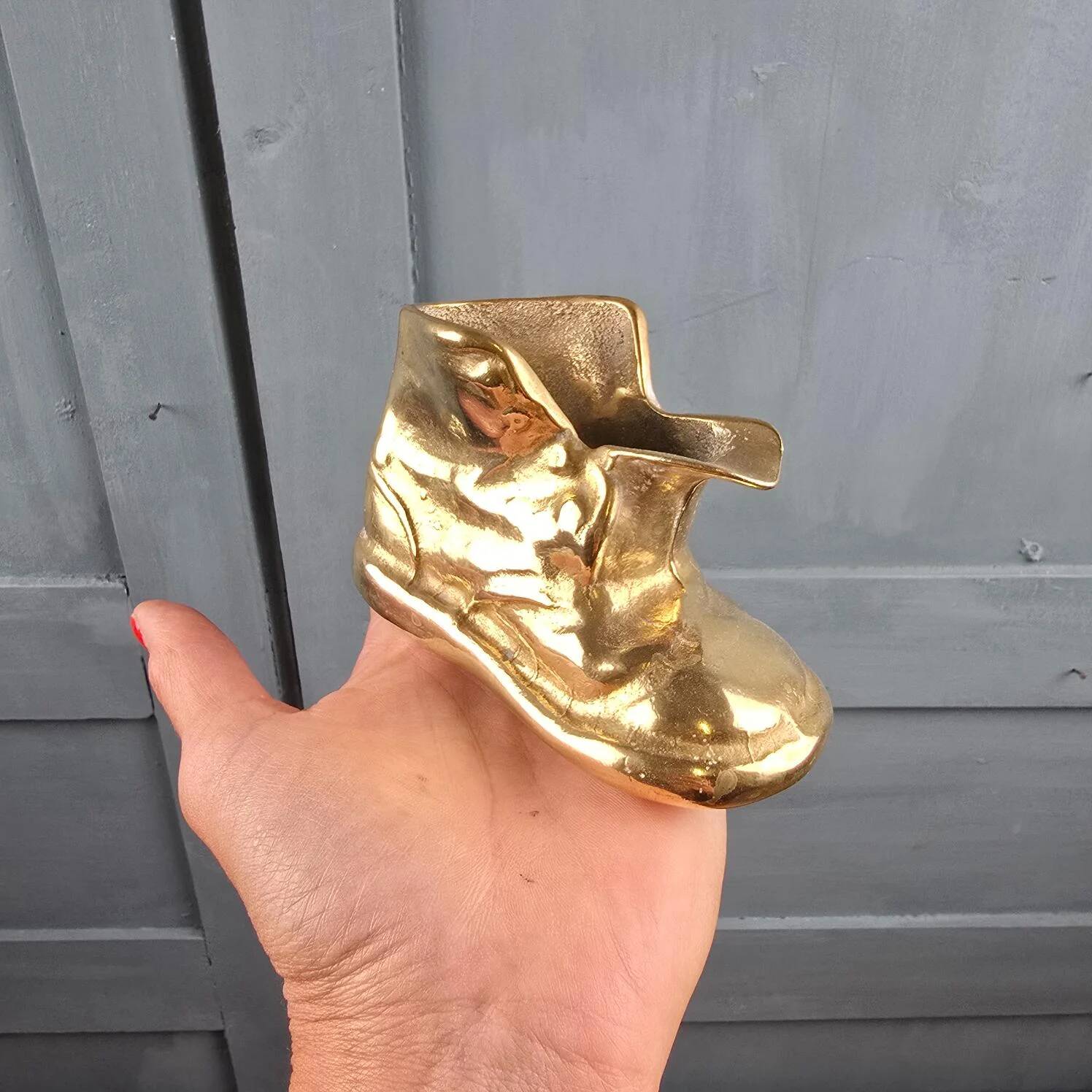 Vintage shoe in gilded brass – Fancy trinket dish or small ashtray