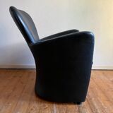 Dutch design easy chair Amphora by Leolux faux leather upholstery