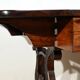 Table, bureau à volets en palissandre massif, époque Restauration, début XIXème