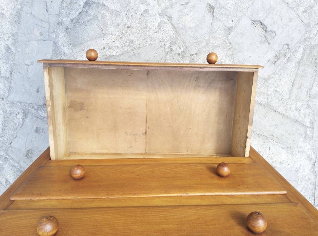 Commode
