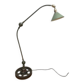 Lampe triplex industrielle conçue par Johan Petter Johanson dans les années 1930.