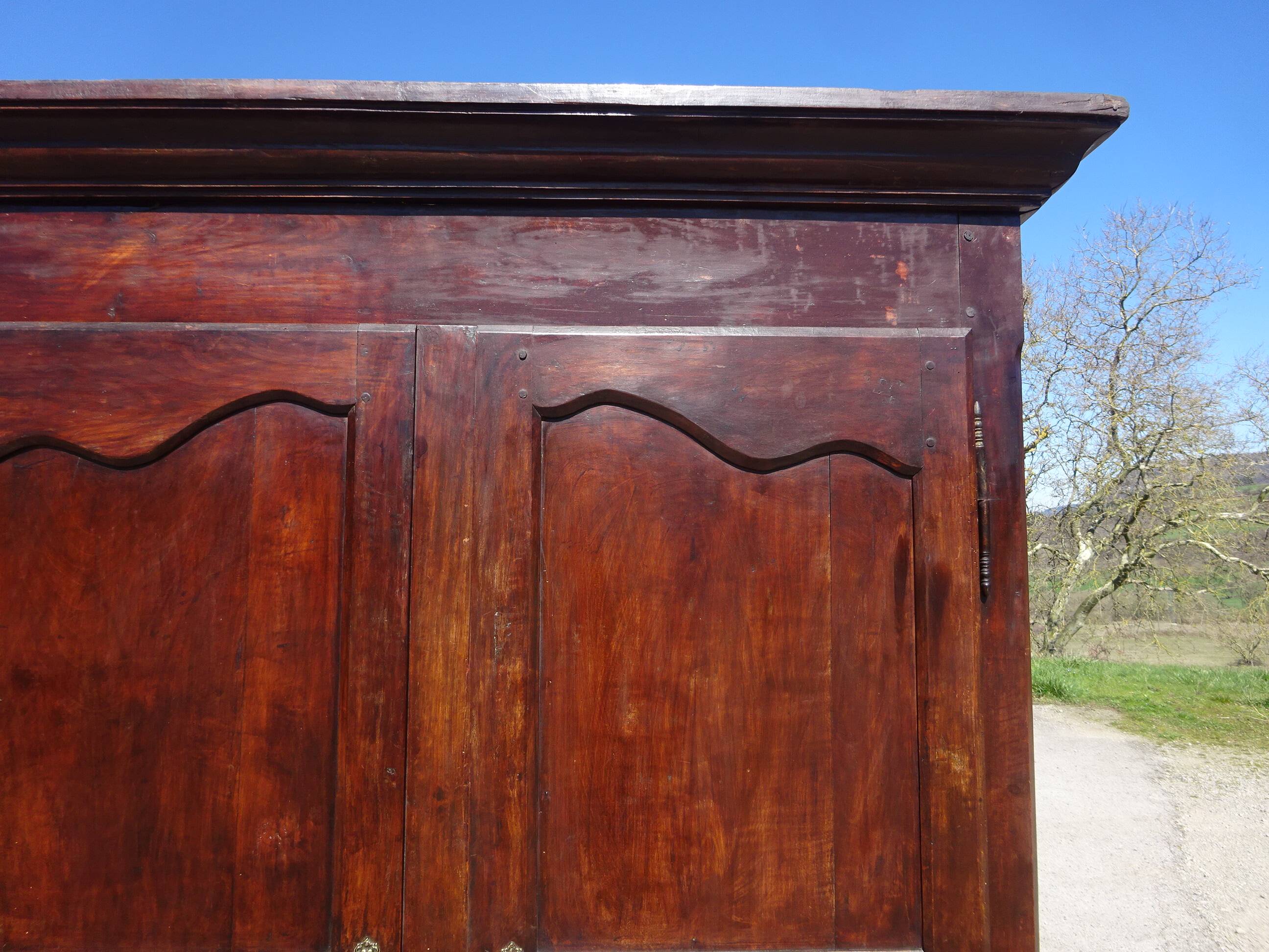 Antique Louis Philippe wardrobe in walnut