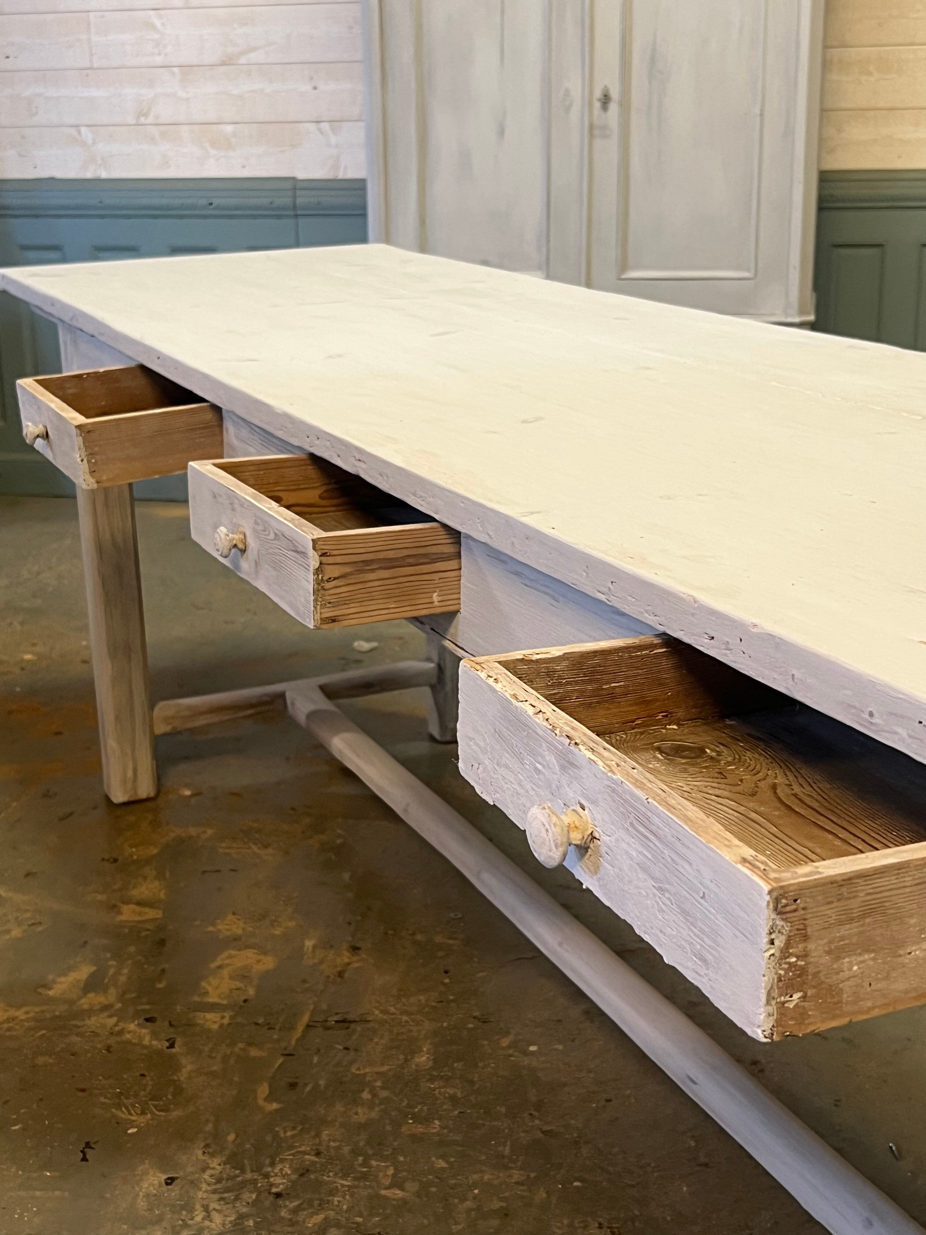 Table de communauté patinée
