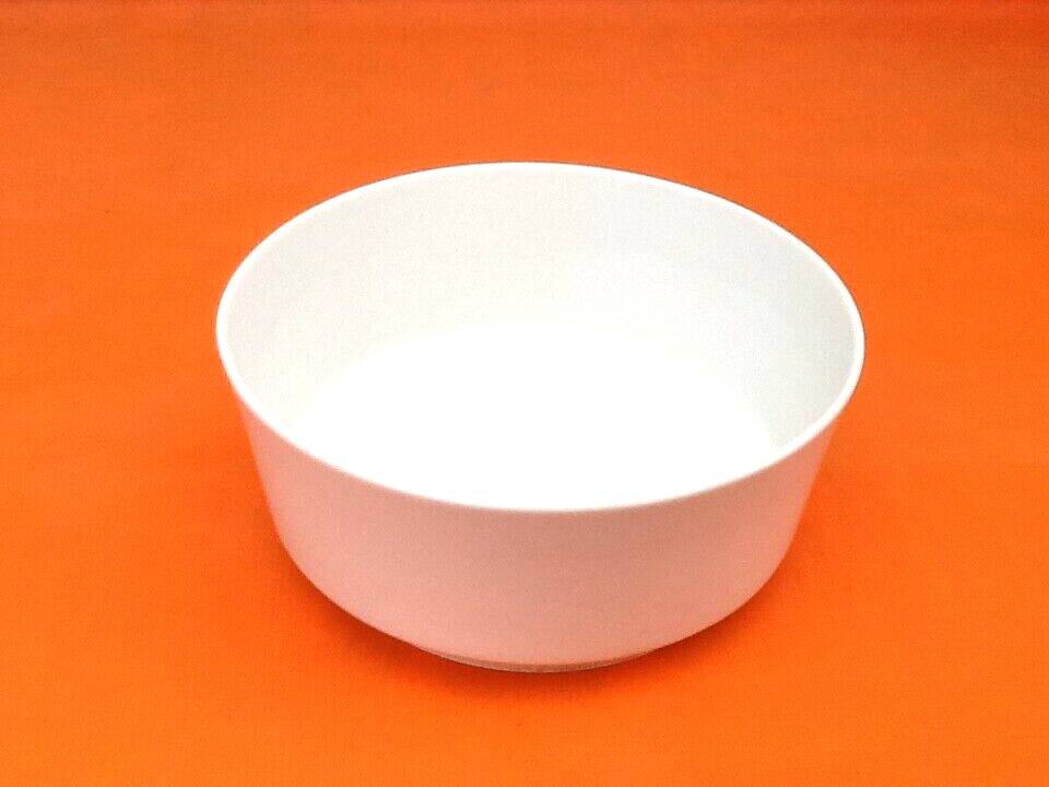 Salad bowl / vegetable dish white porcelain
