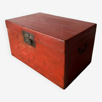 Chinese red chest