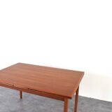 Table de salle à manger extensible en teck danois, style milieu du XXe siècle, années 1960.