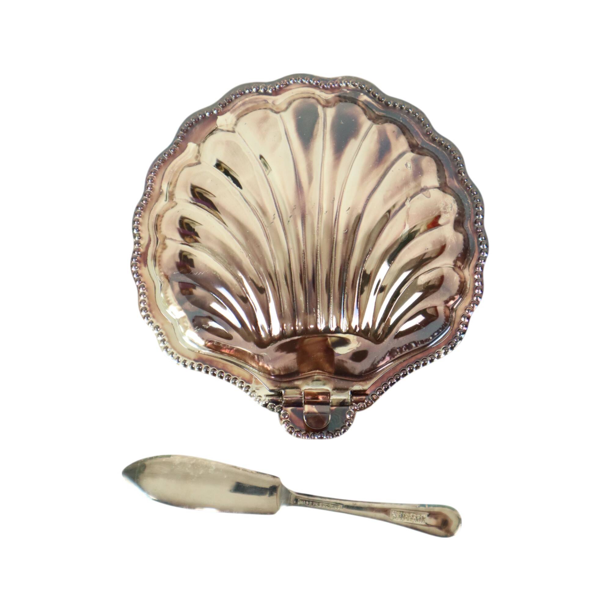 Vintage Scallop Shell Butter Dish Knife Silver Plated Metal Queen Anne