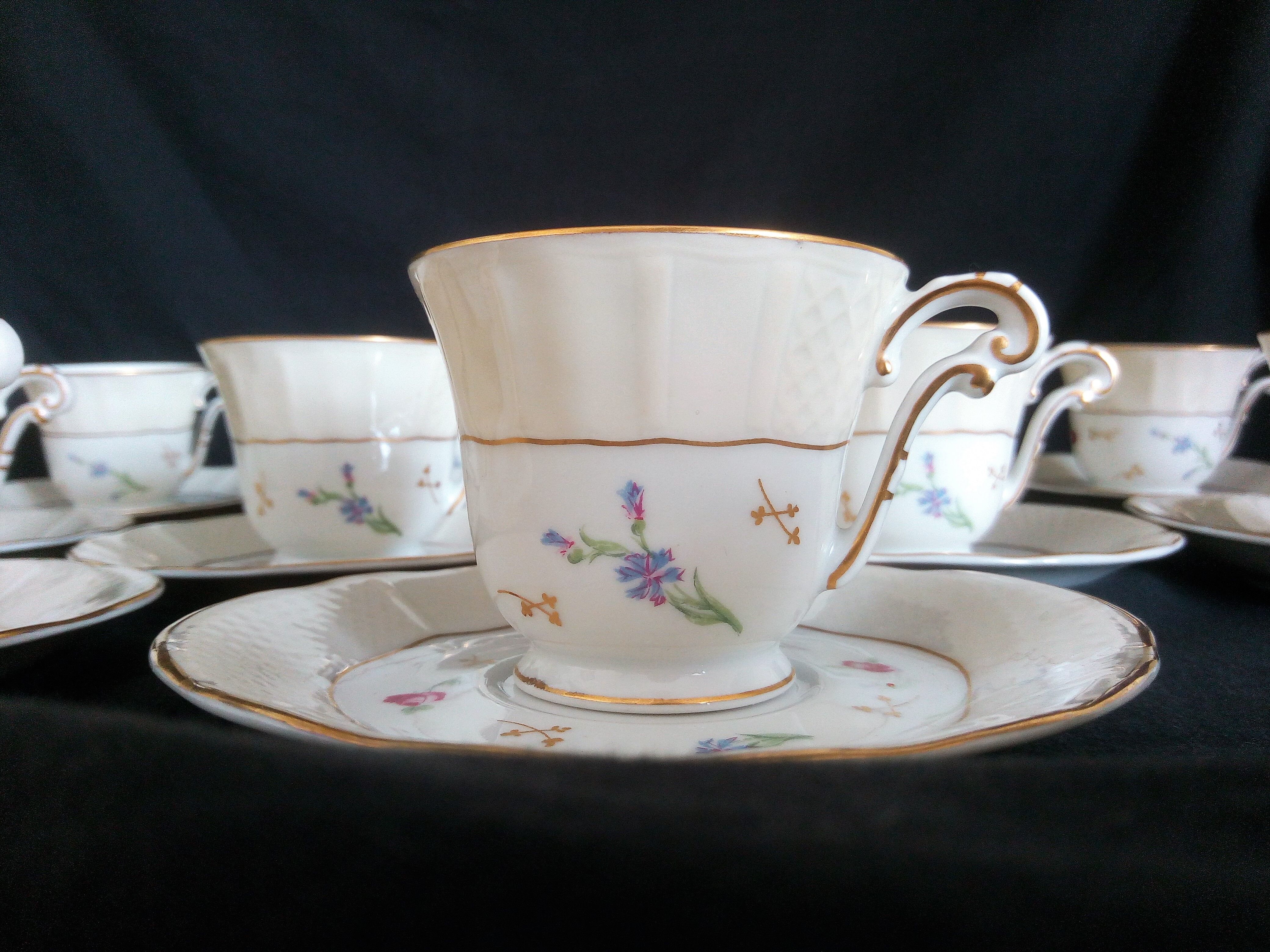 L. Bernardaud & Cie. - Limoges porcelain coffee set, Pompadour model, 1900s - 1927s