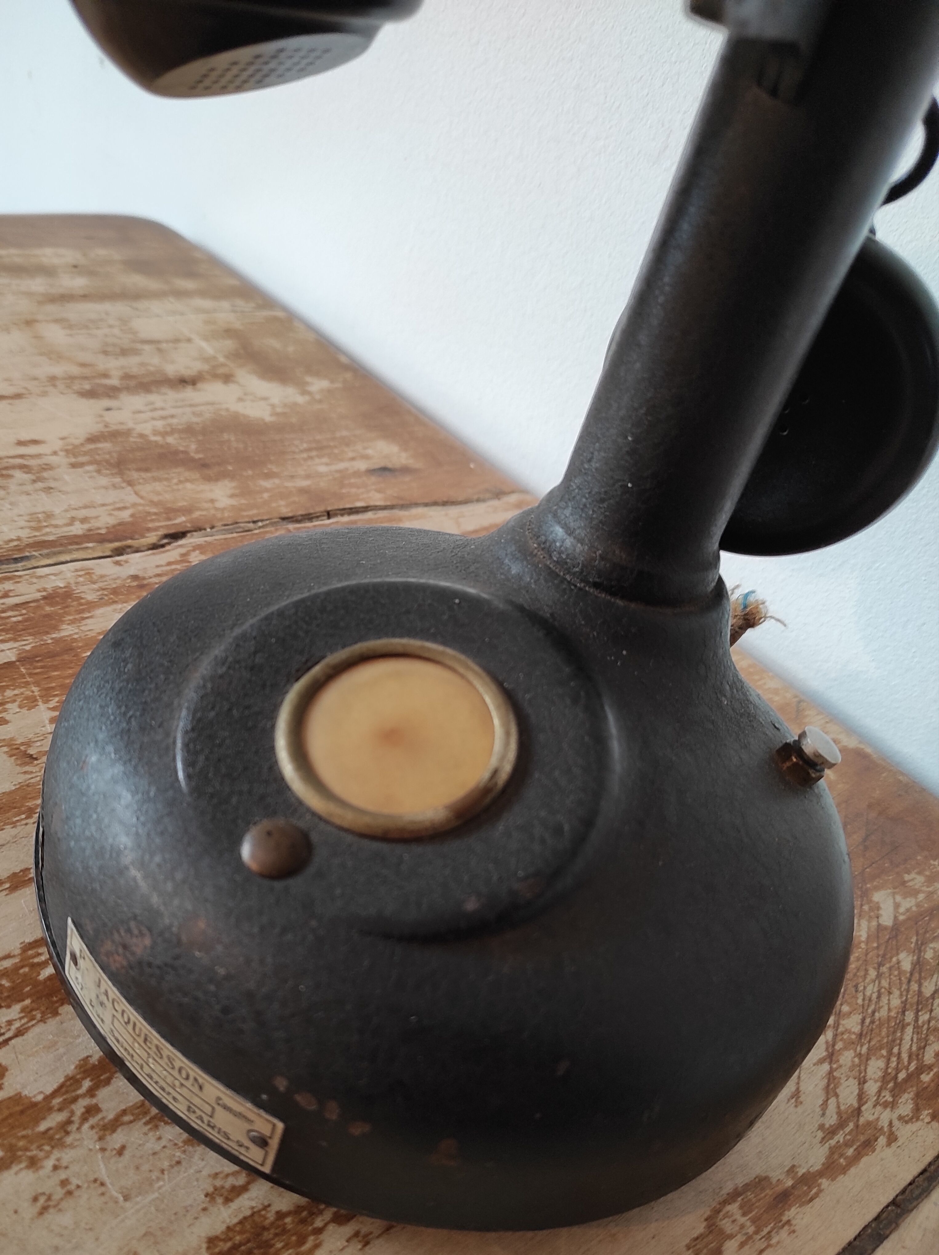 Phone old 20s Jacquesson