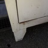 Metal workshop cabinet