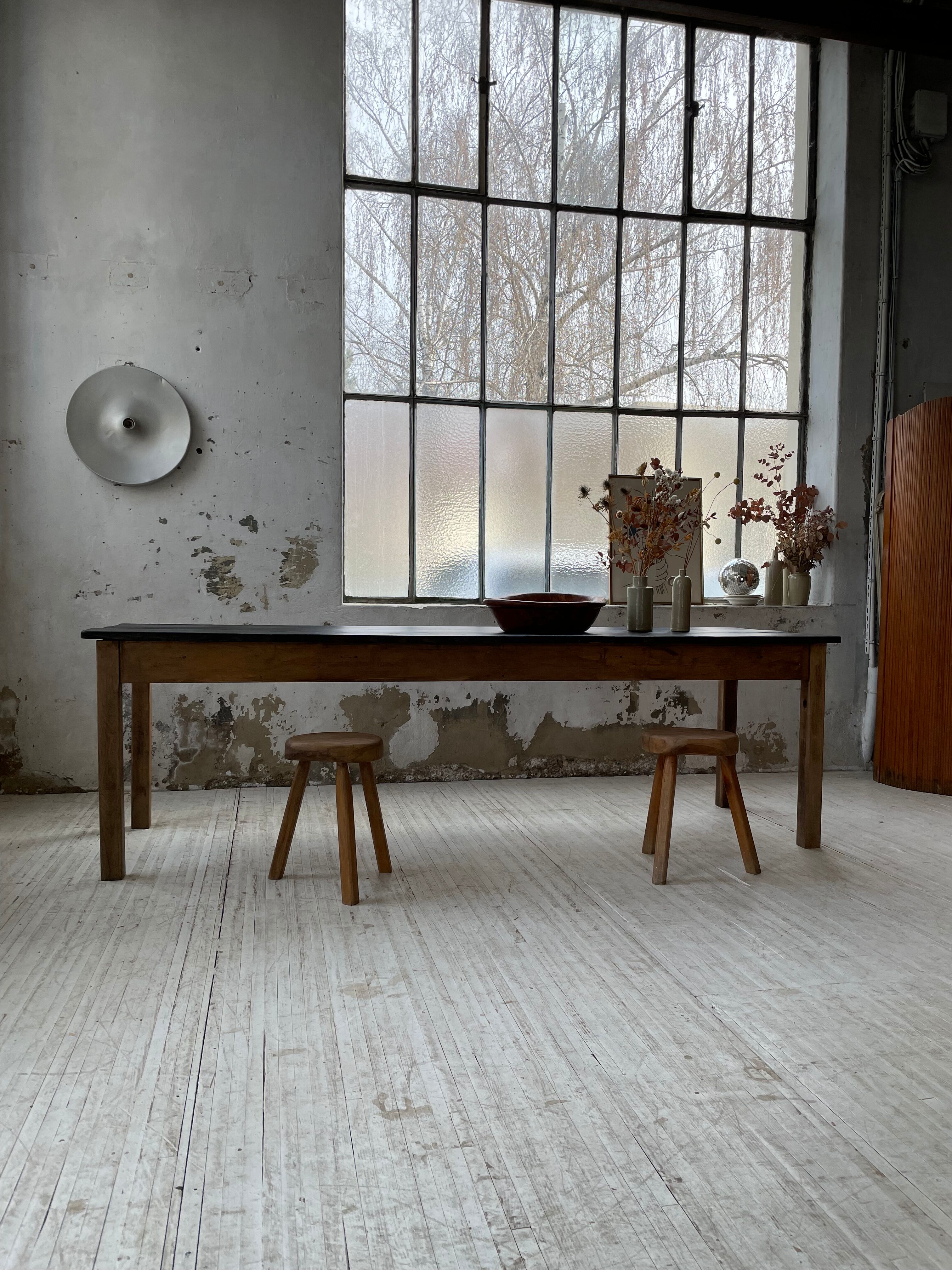 Black pine farm table 250 cm