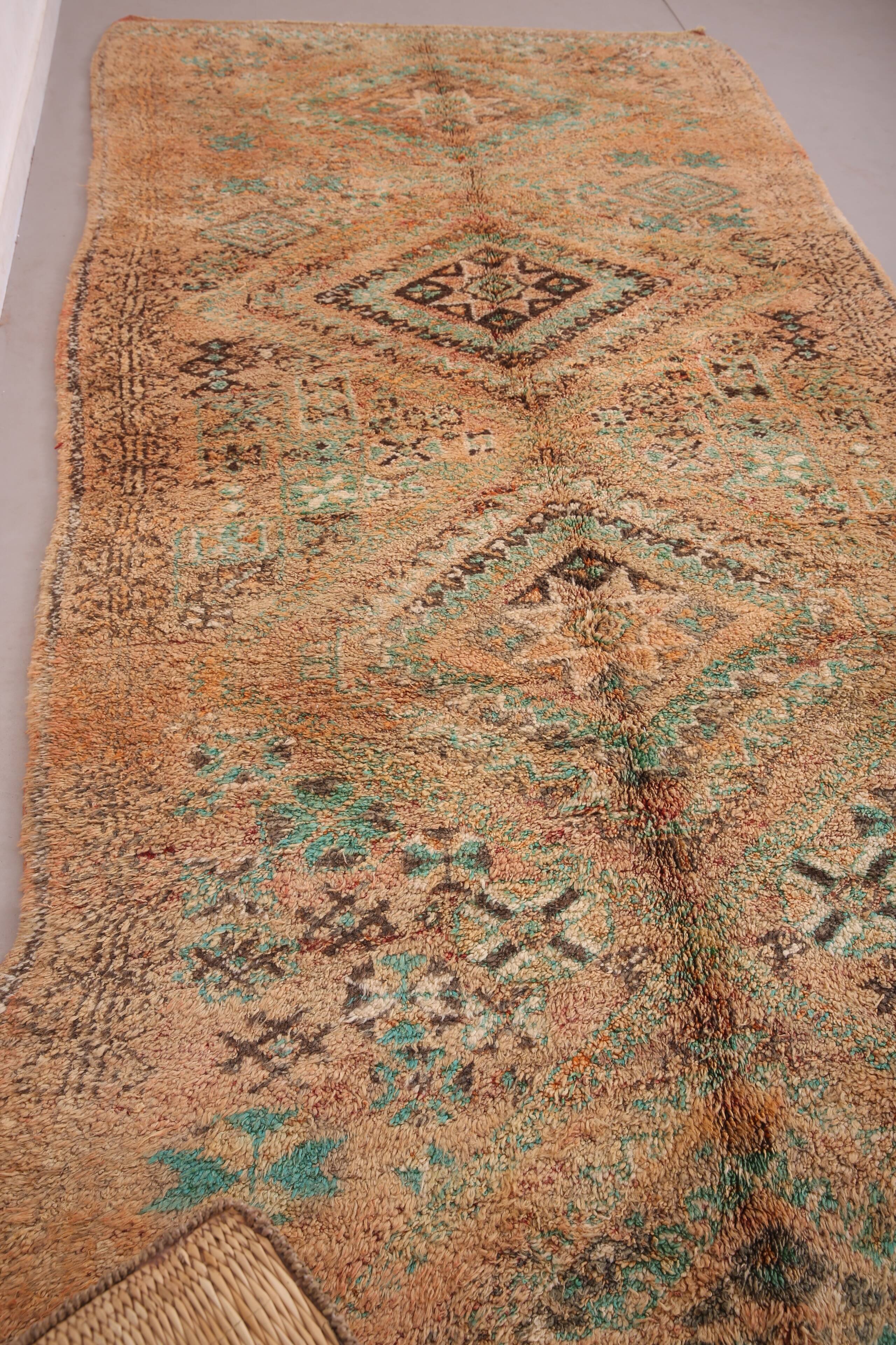 Peach Vintage Boujaad Rug 181 x 366 cm - Antique Rug - Berber wool rug