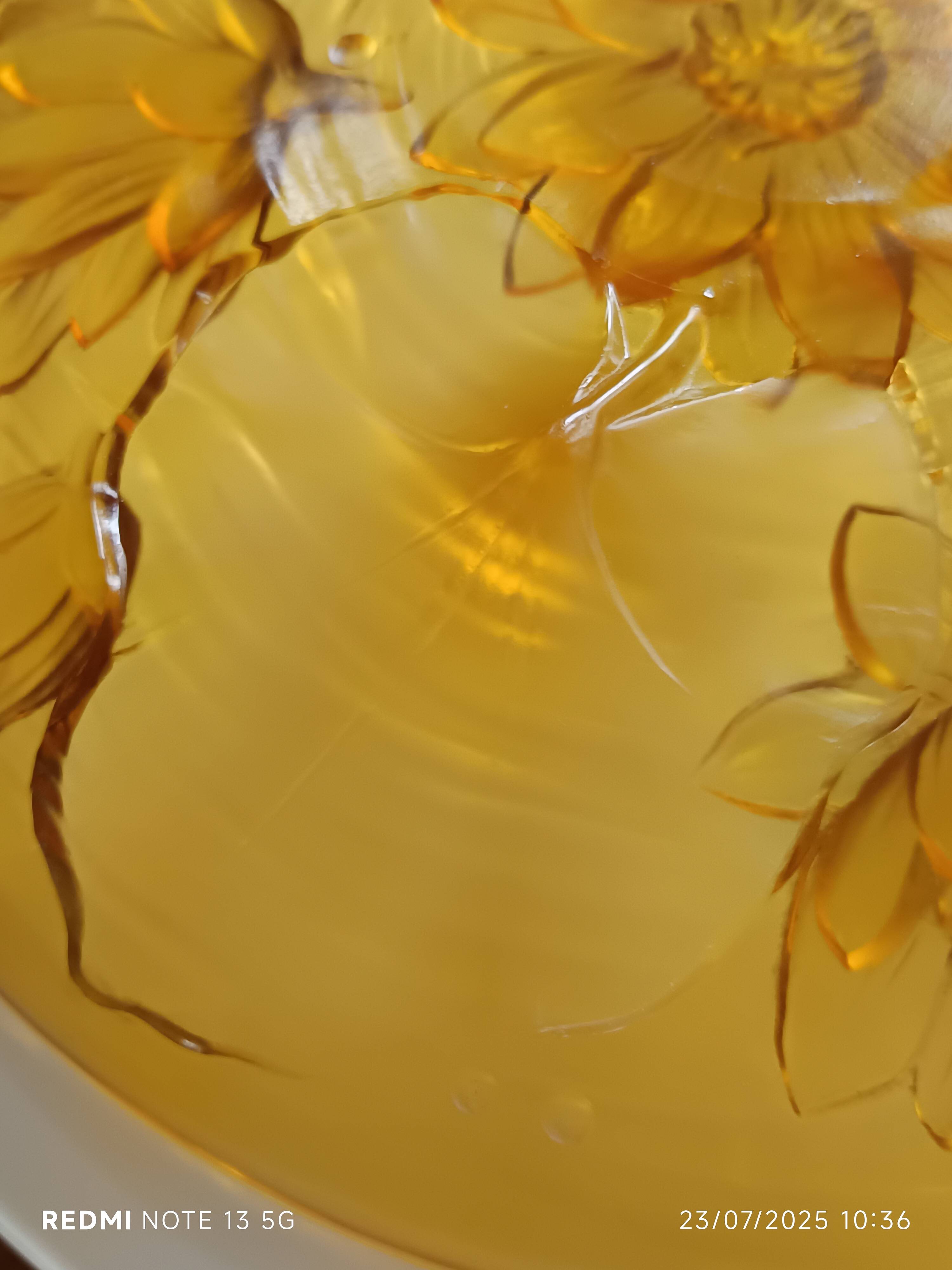 Verlys cup Water lily flowers amber molded pressed glass 60s