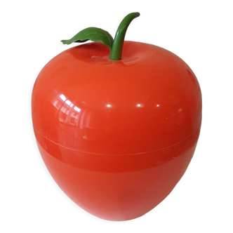 Ice cube apple