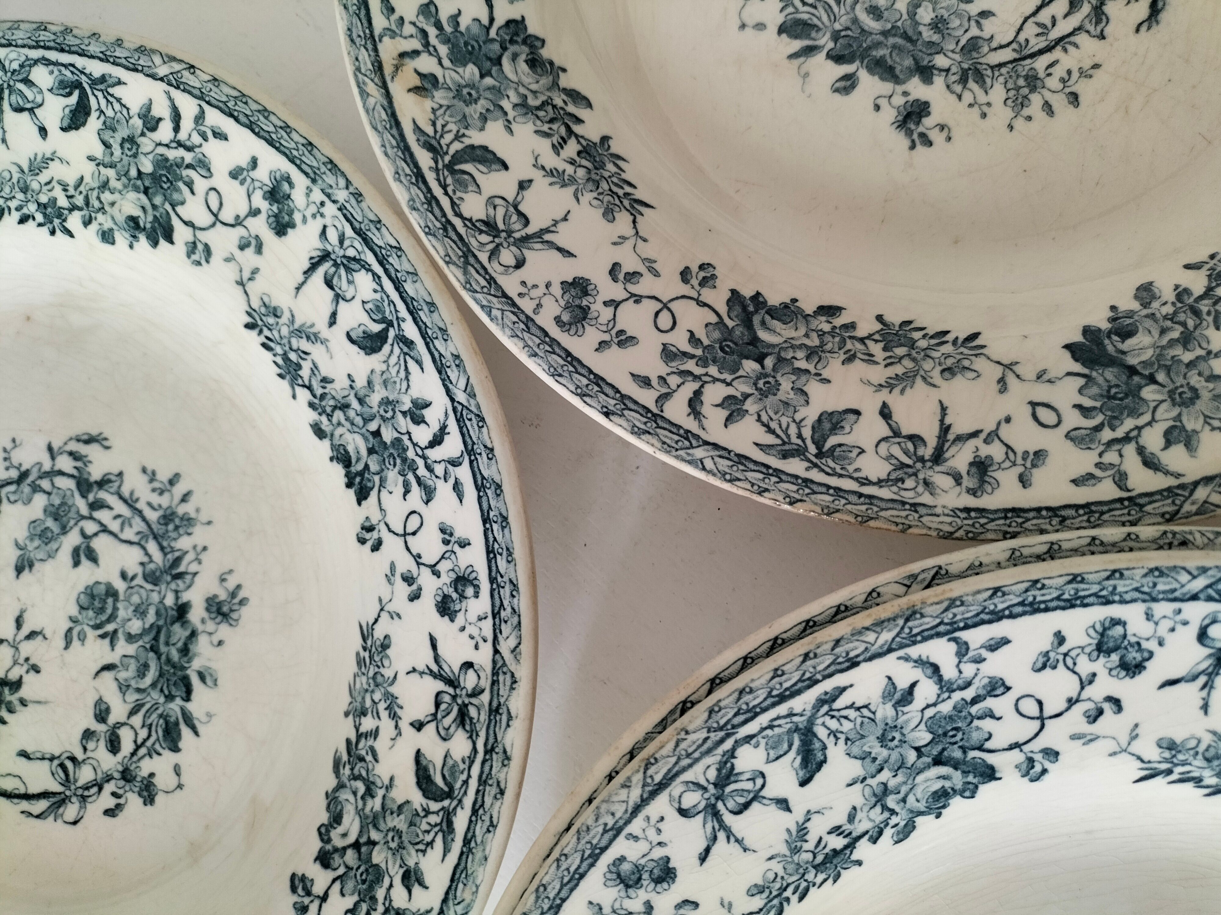 4 assiettes creuses Gien Bouquets de Roses terre de fer bleu de prusse