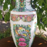 Porcelain Chinese vase