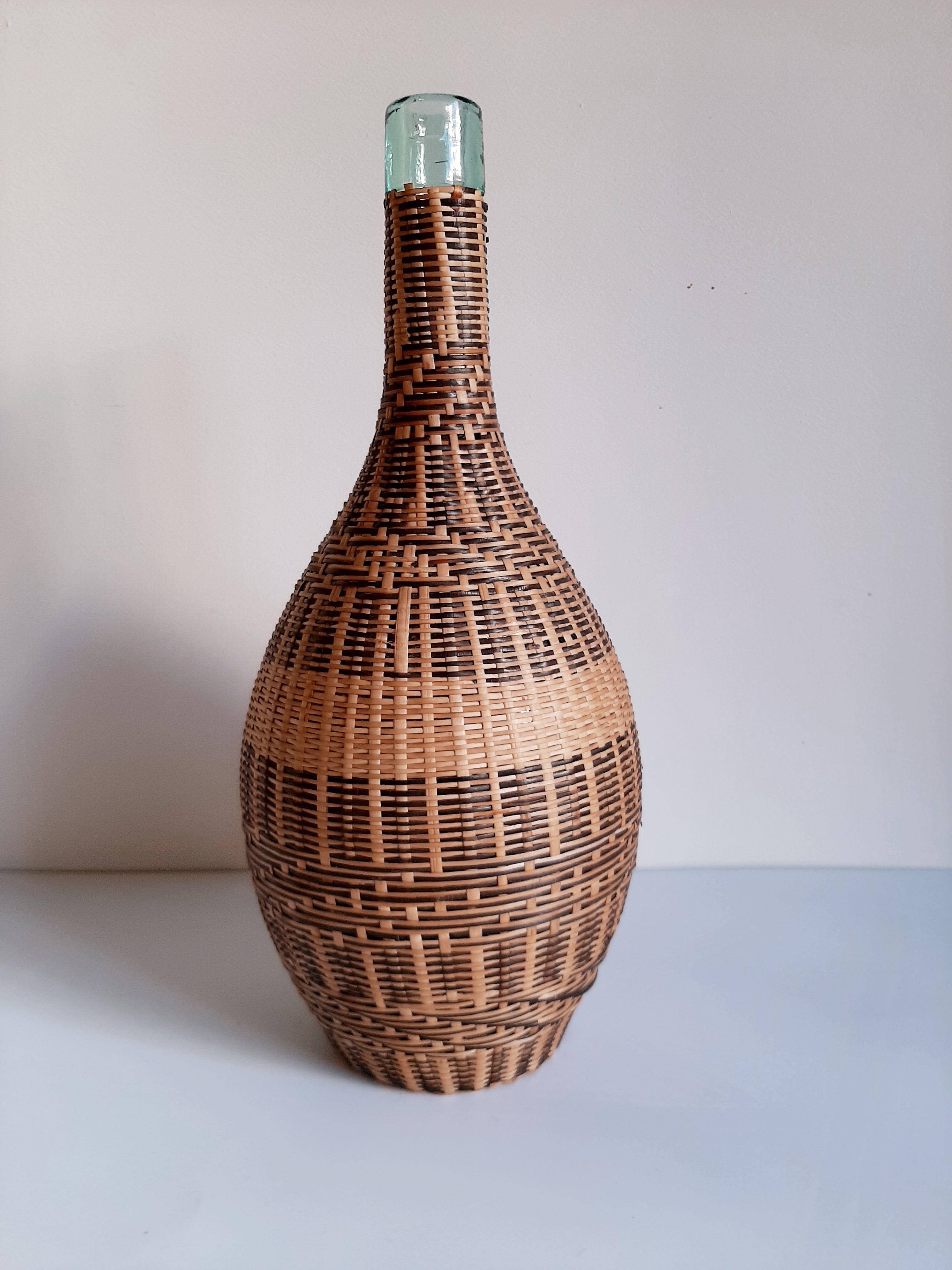 Wicker rattan bottle