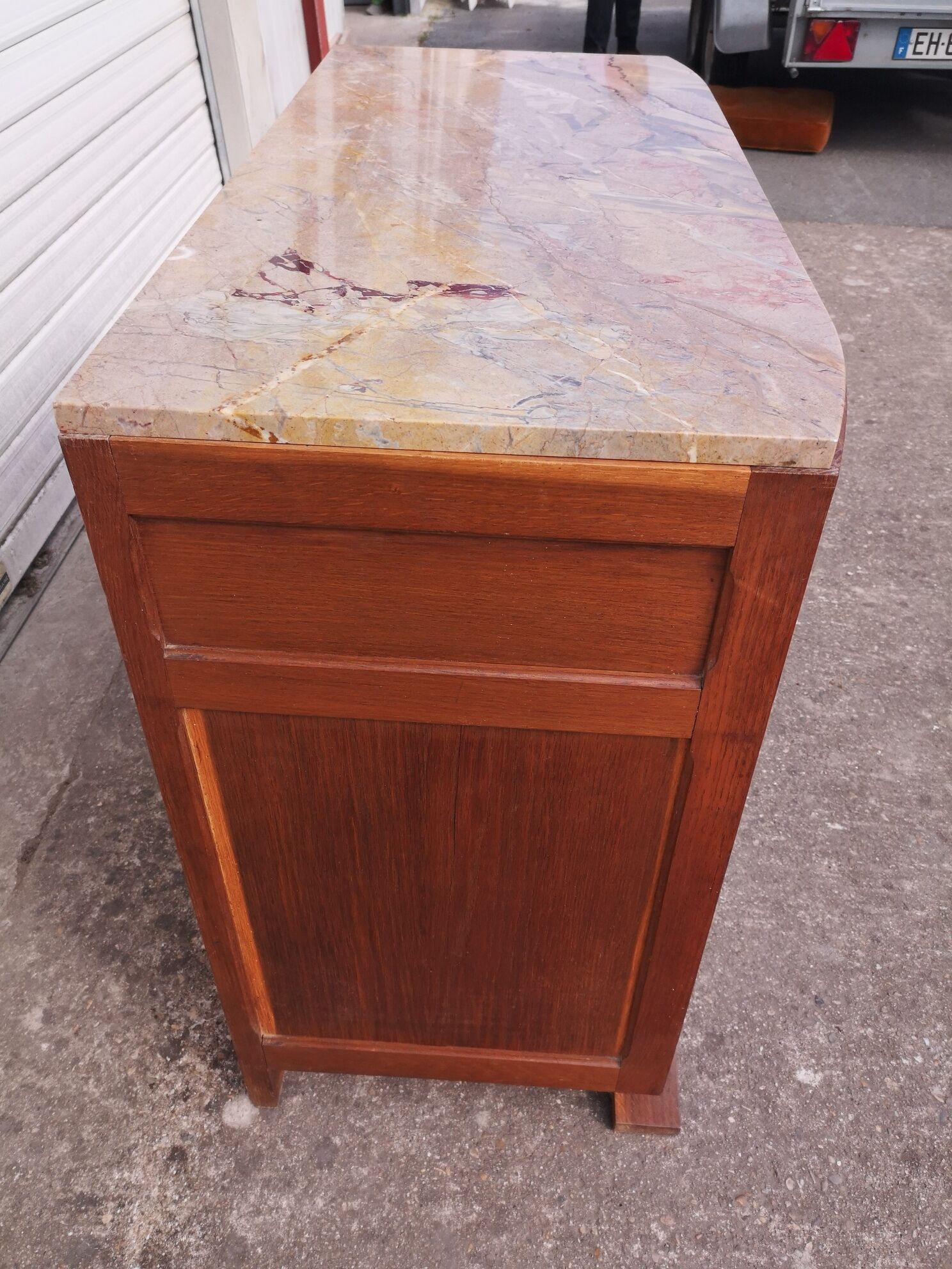 Art deco chest of drawers