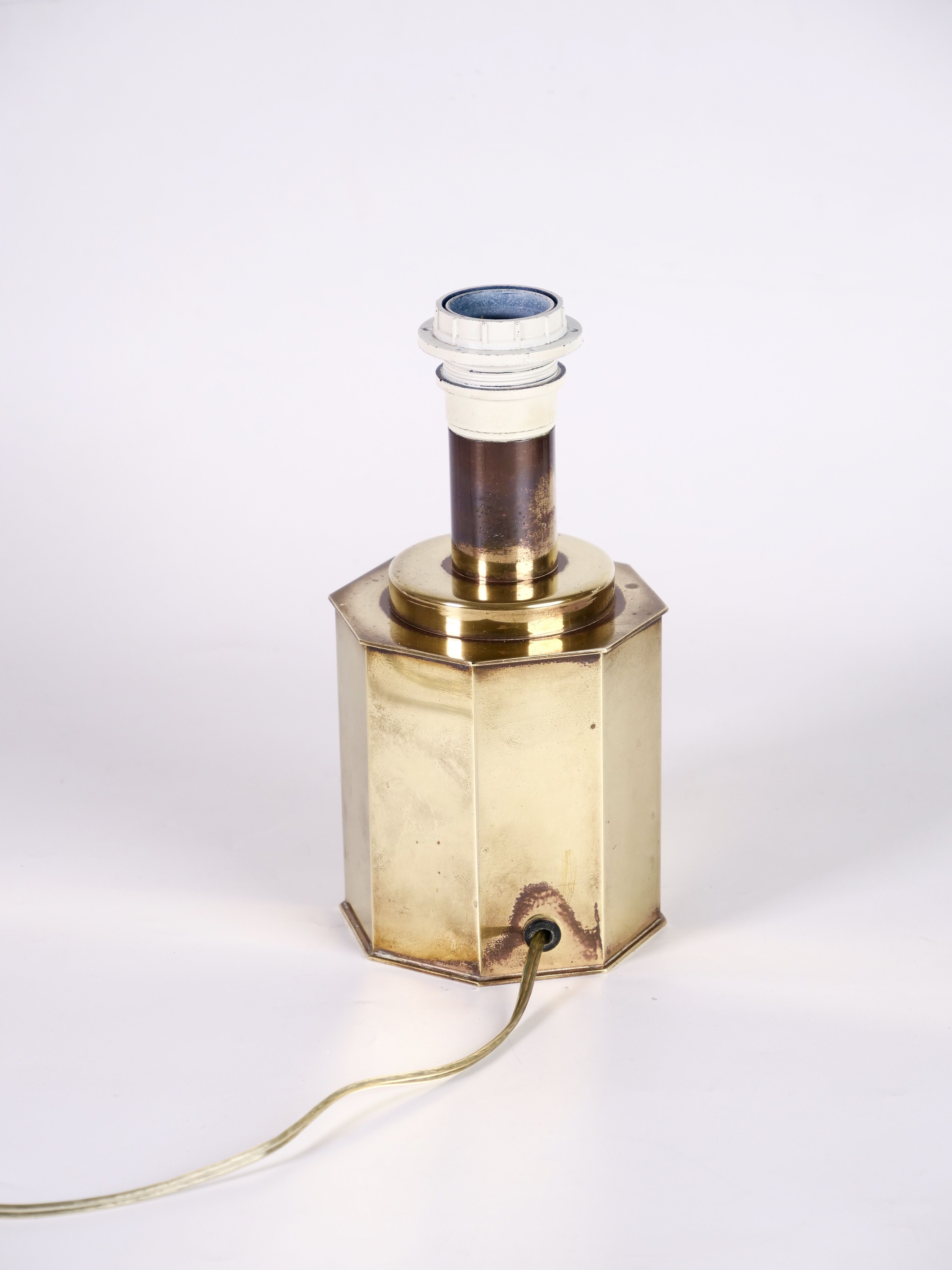 Octagonal brass lamp