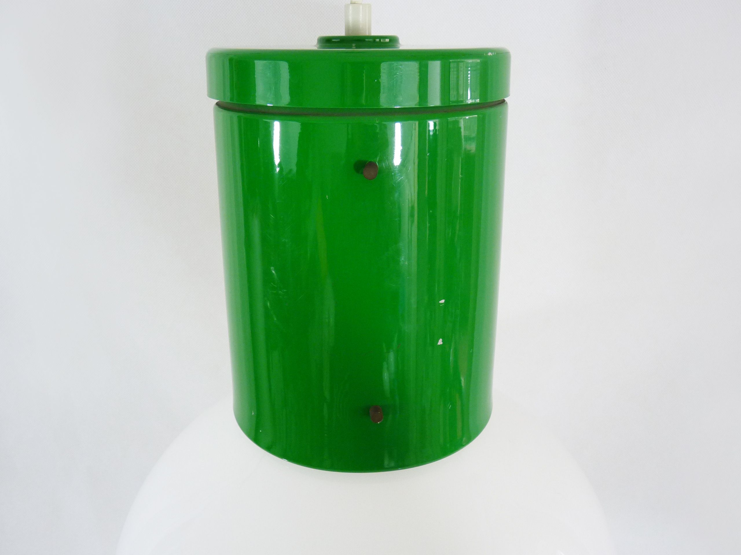 Vintage industrial suspension in green metal and white plastic lampshade. Year 70
