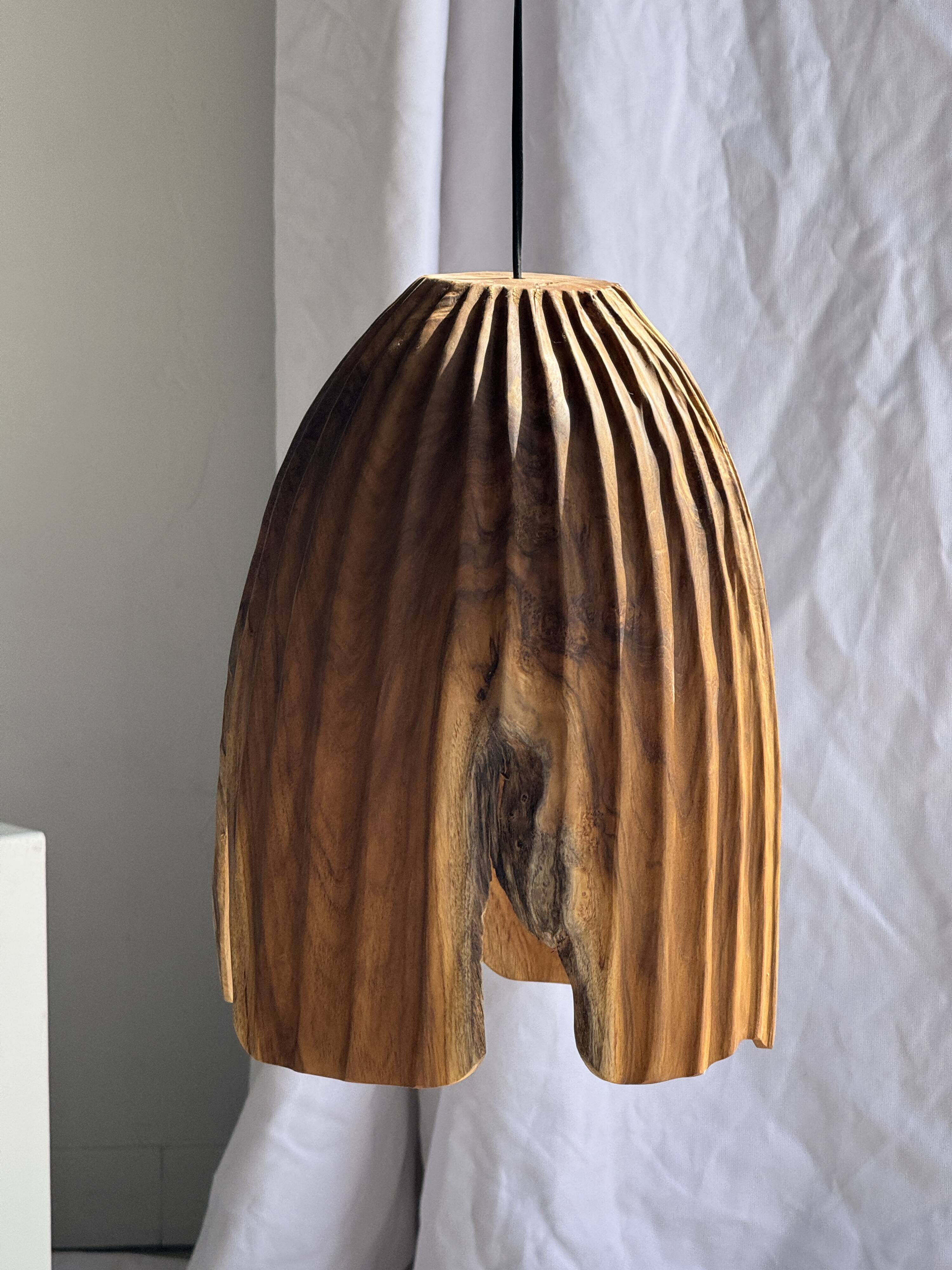 Large suspension or lampshade in organic natural teak, tubular H40 D30.