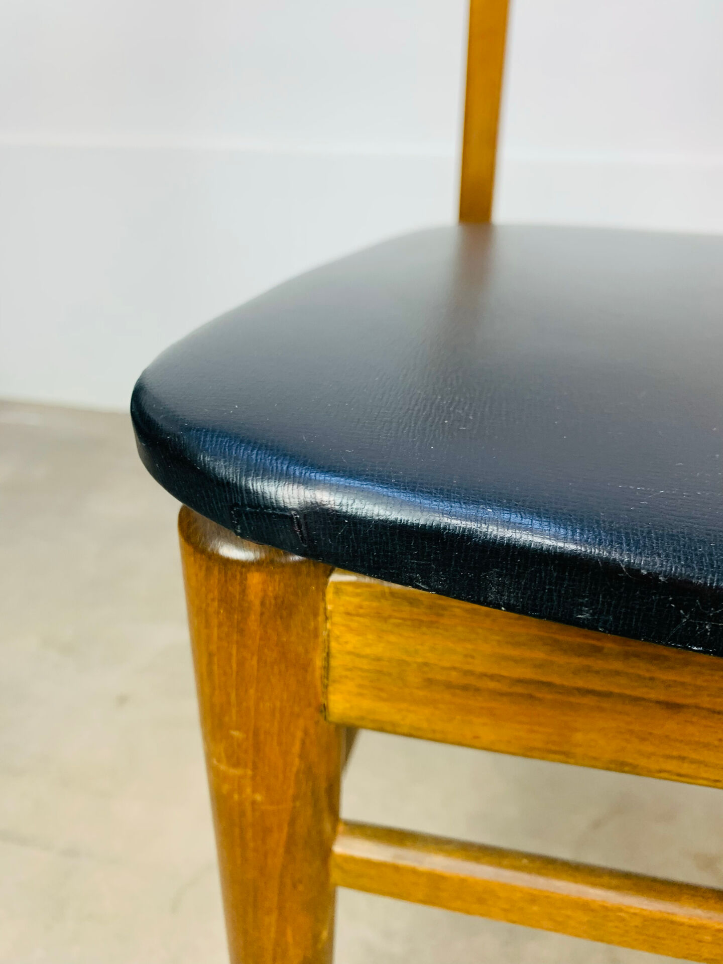 Paire de chaises scandinaves années 60