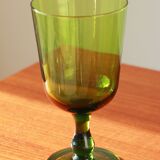Vase en verre vert