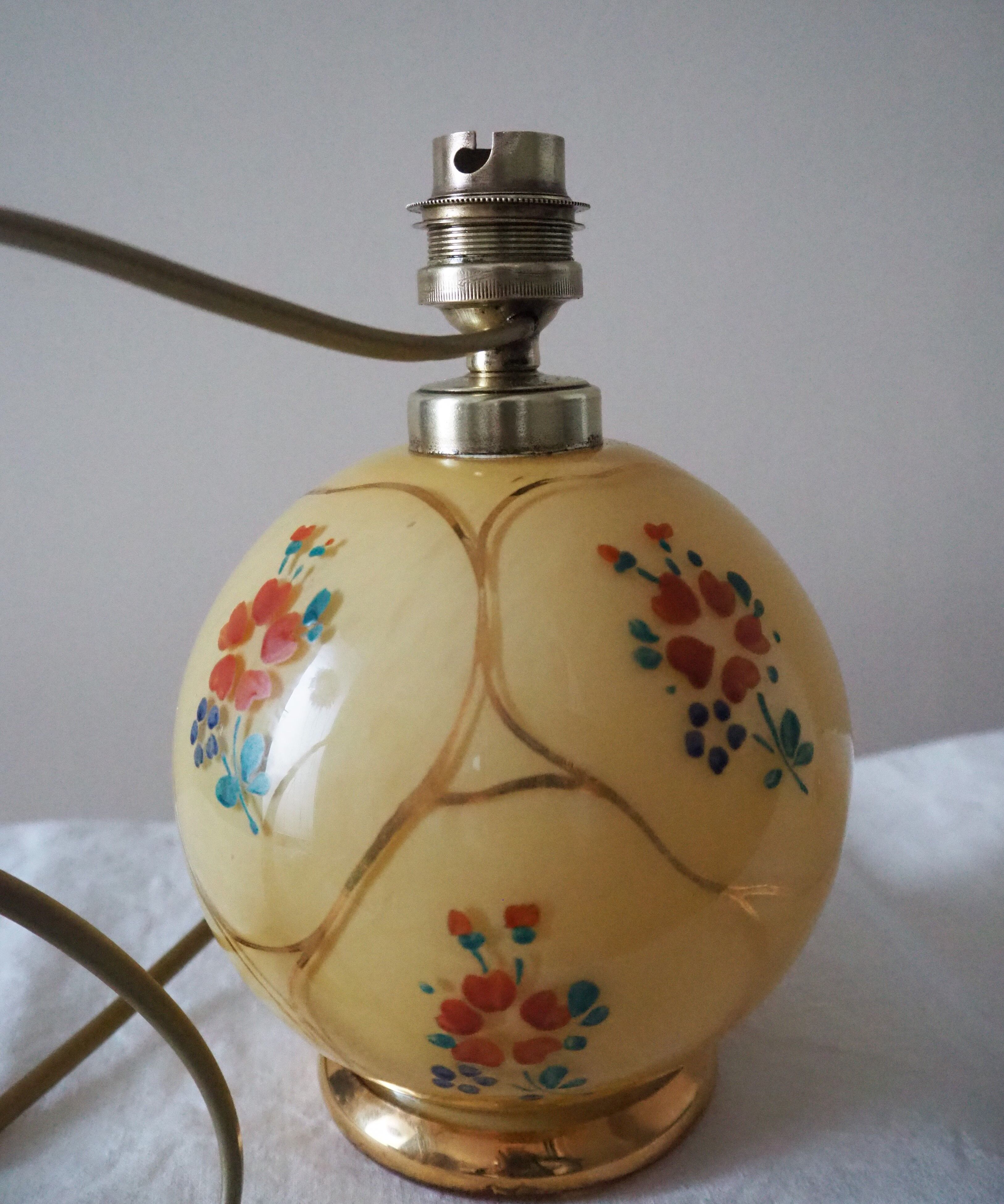 Old lamp foot ball to pose / table / bedside / side glass – floral print