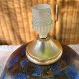 Checked pattern lamp foot