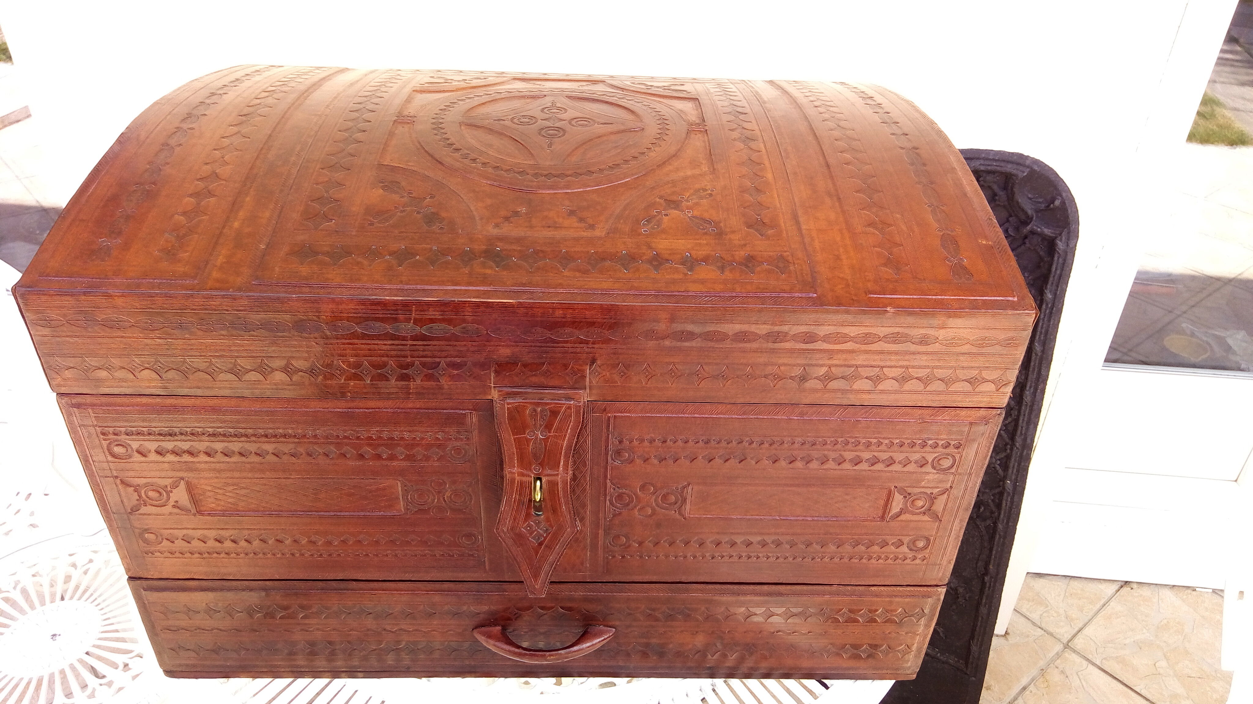 Touareg box embossed leather