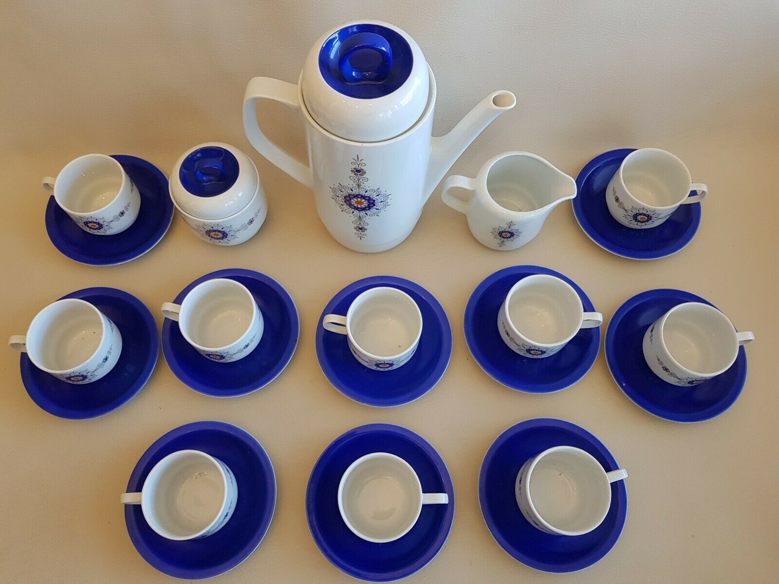 Coffee service and dessert in vintage porcelain 70s Bareuther blue décor