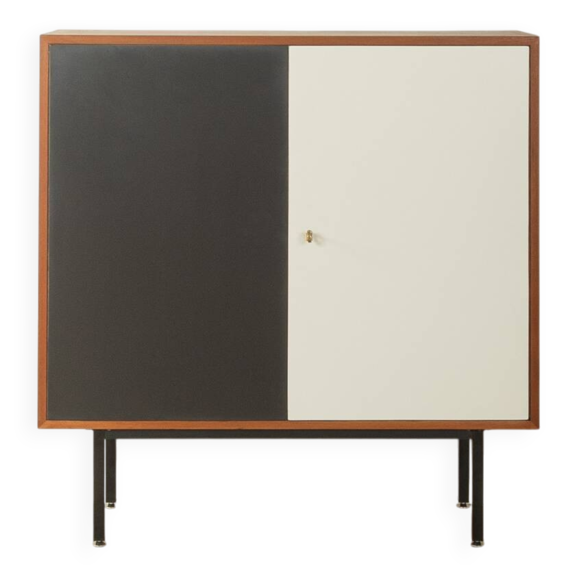 Classic chest of drawers from the 1950s by Oldenburger Möbelwerkstätten