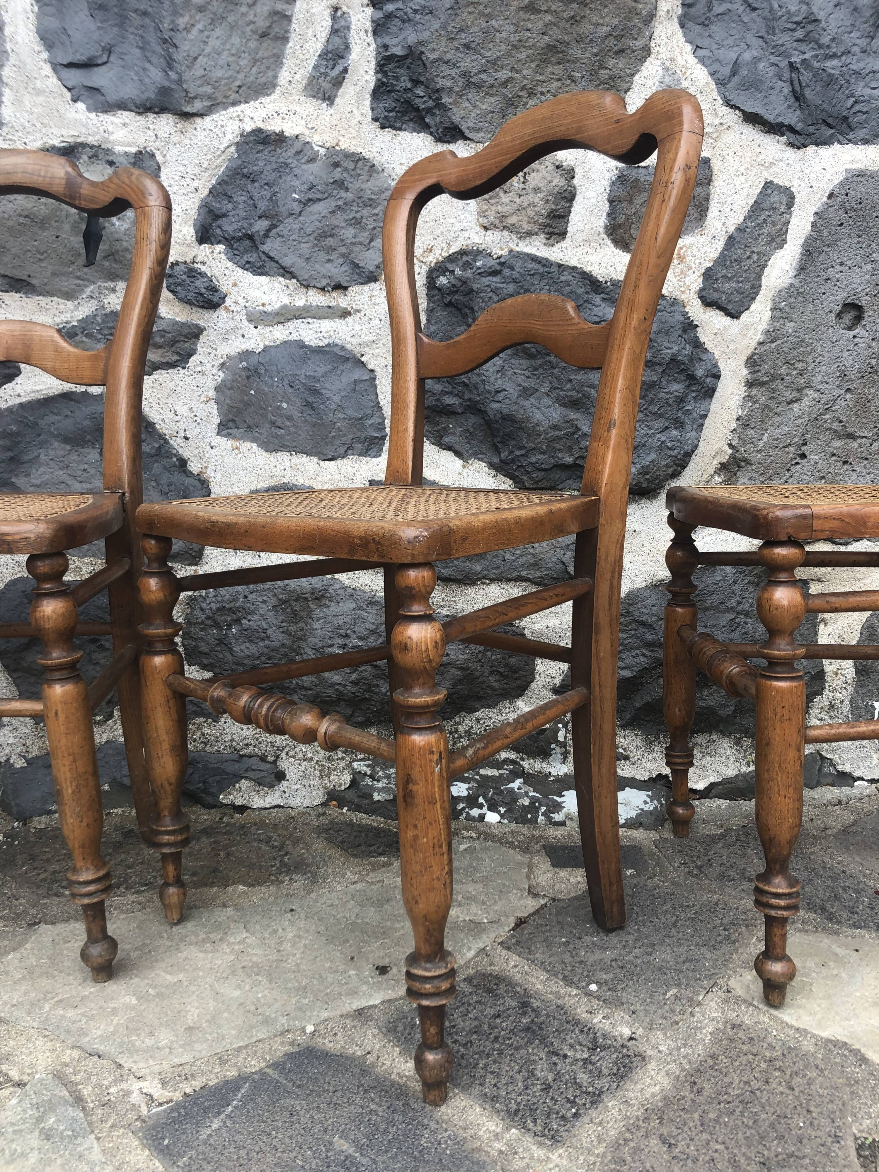 Set of 5 canned bistro chairs