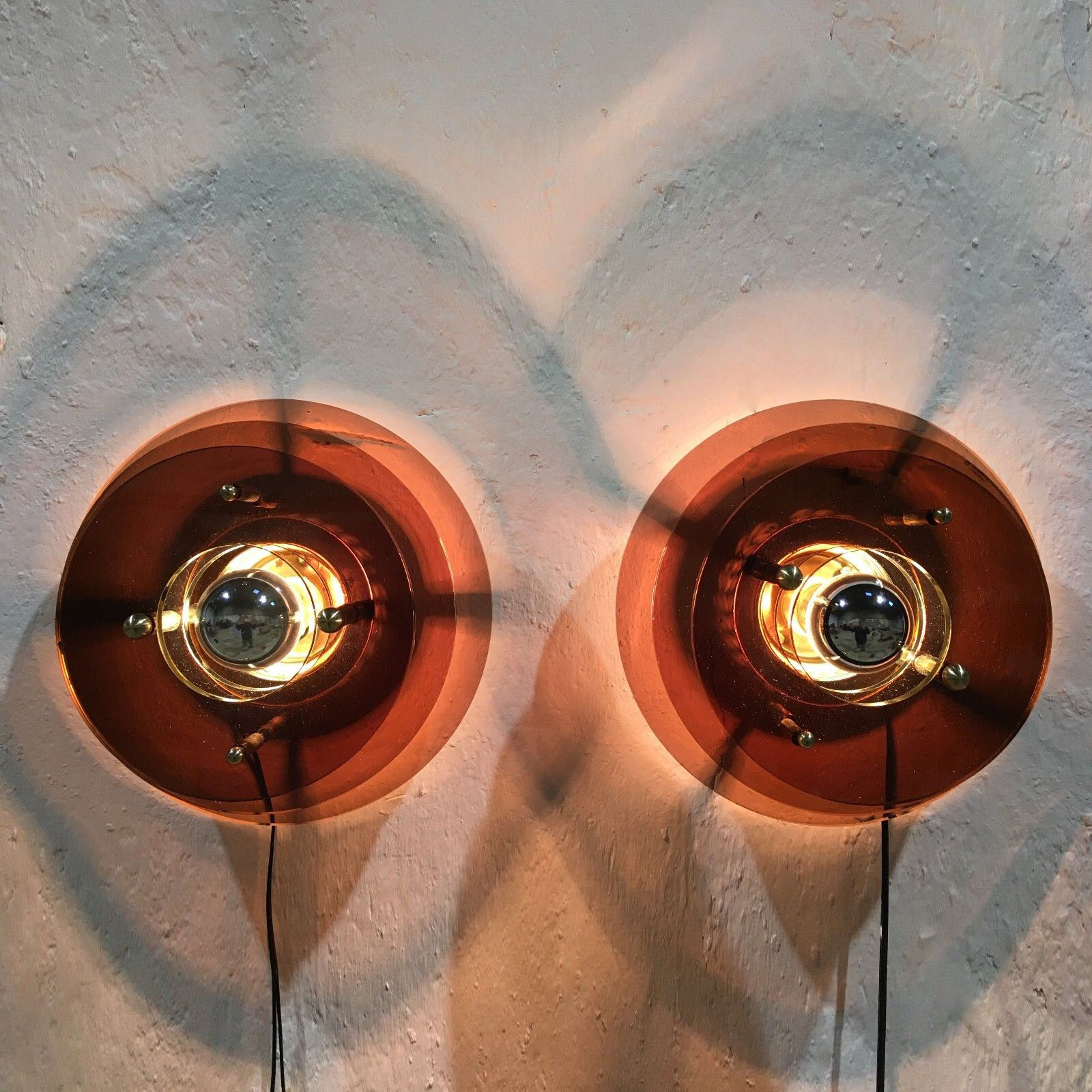 Pair of Lucite Fontana Arte wall lamp 1970 s