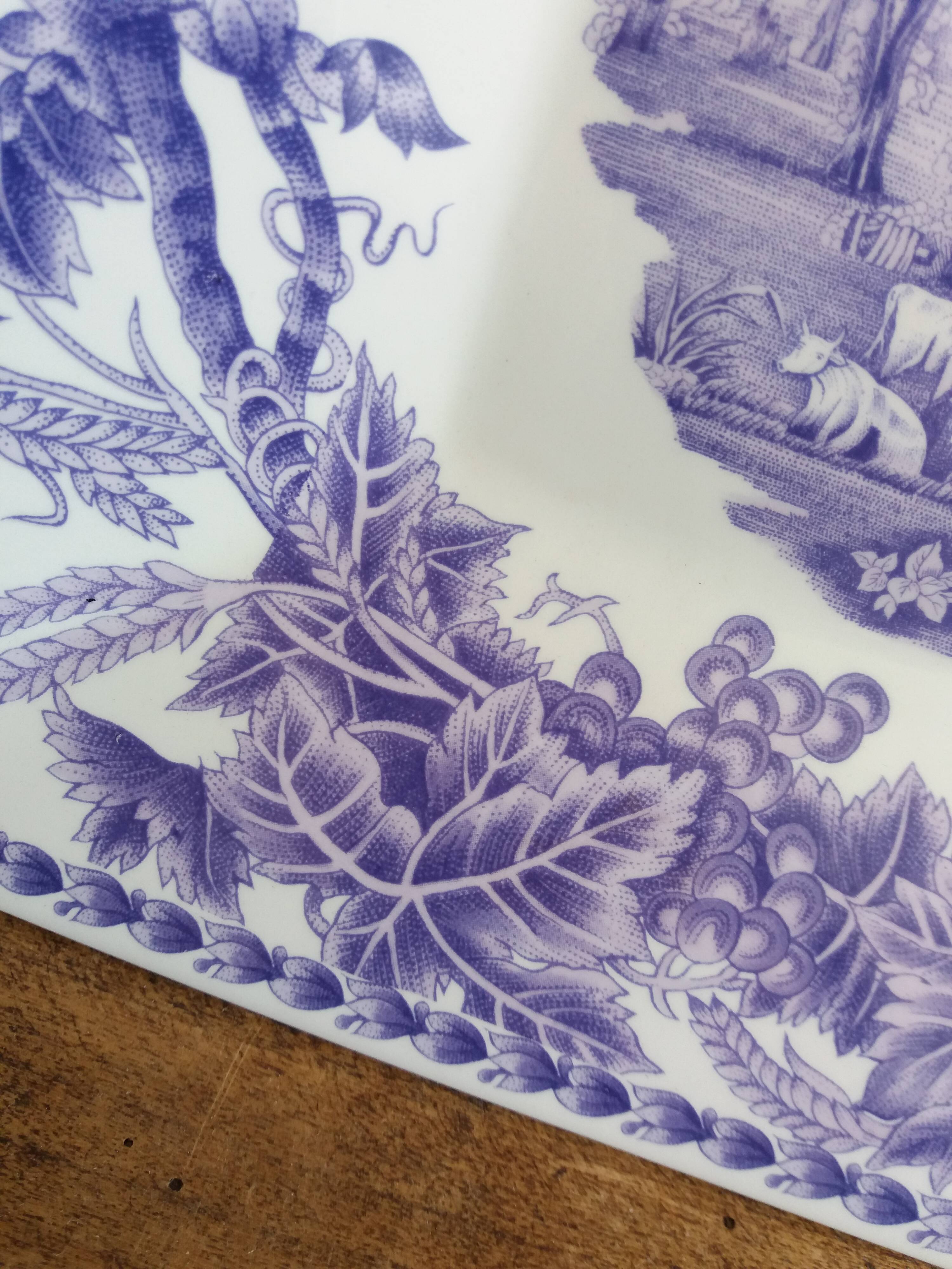 plate or dish with purple and mauve decoration