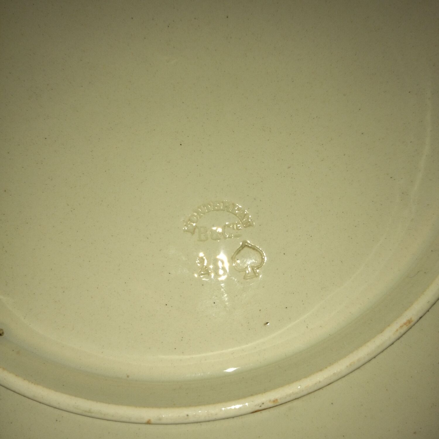 Montereau nineteenth earthenware dish